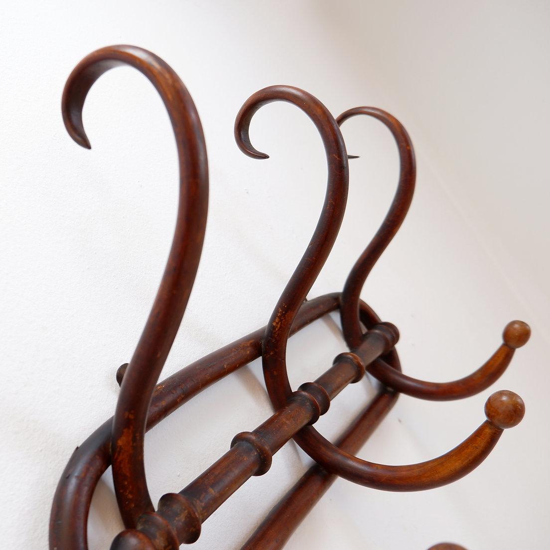 Wall-mounted coat rack, Thonet style. For Sale 5