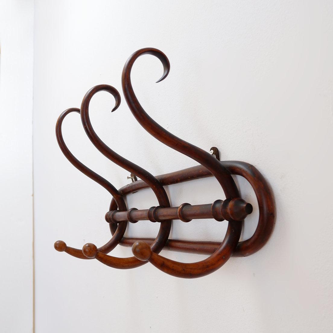 Wall-mounted coat rack, Thonet style. For Sale 3