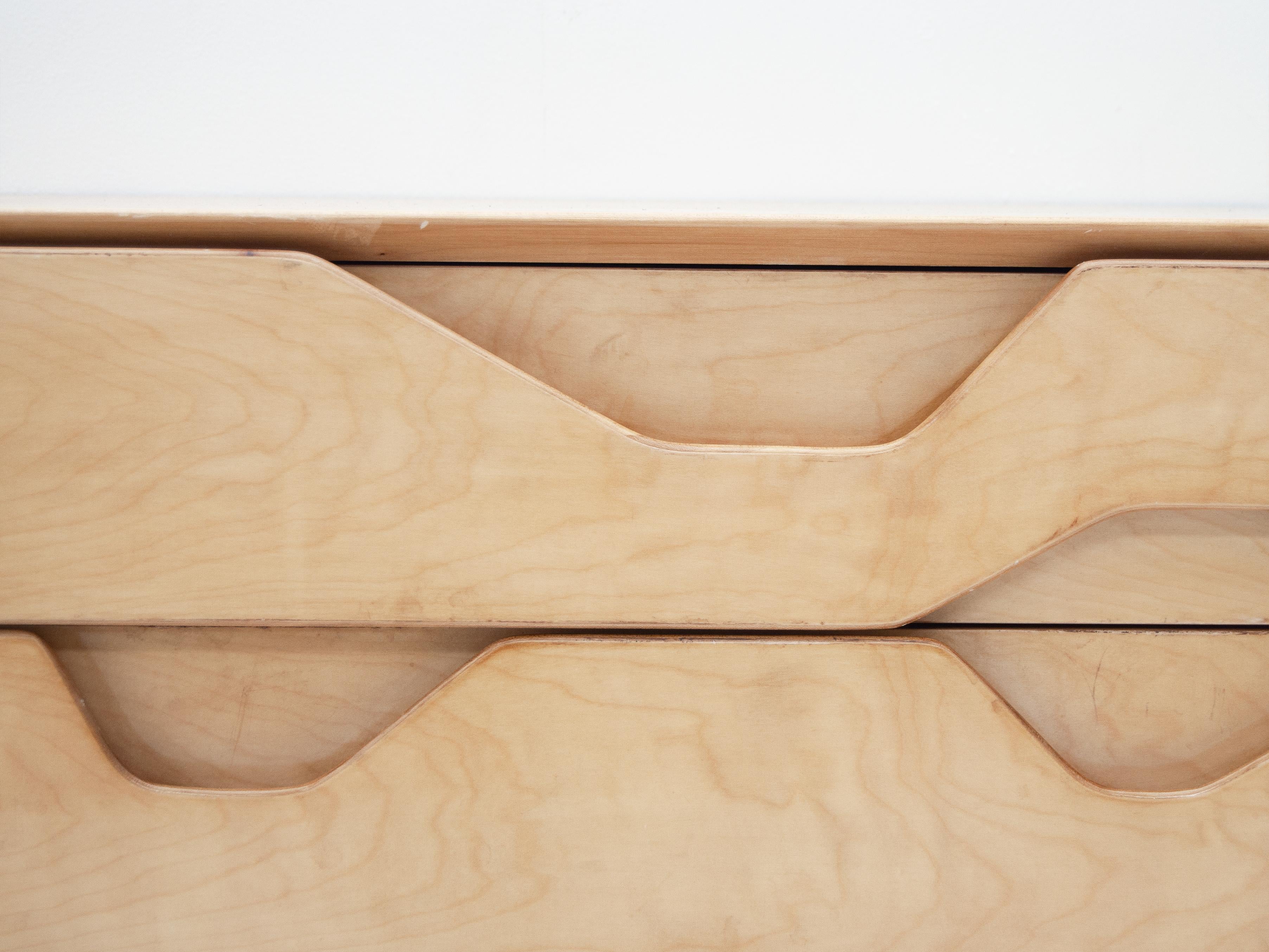 Wall-mounted console of drawers by Gio Ponti, 1950s For Sale 2