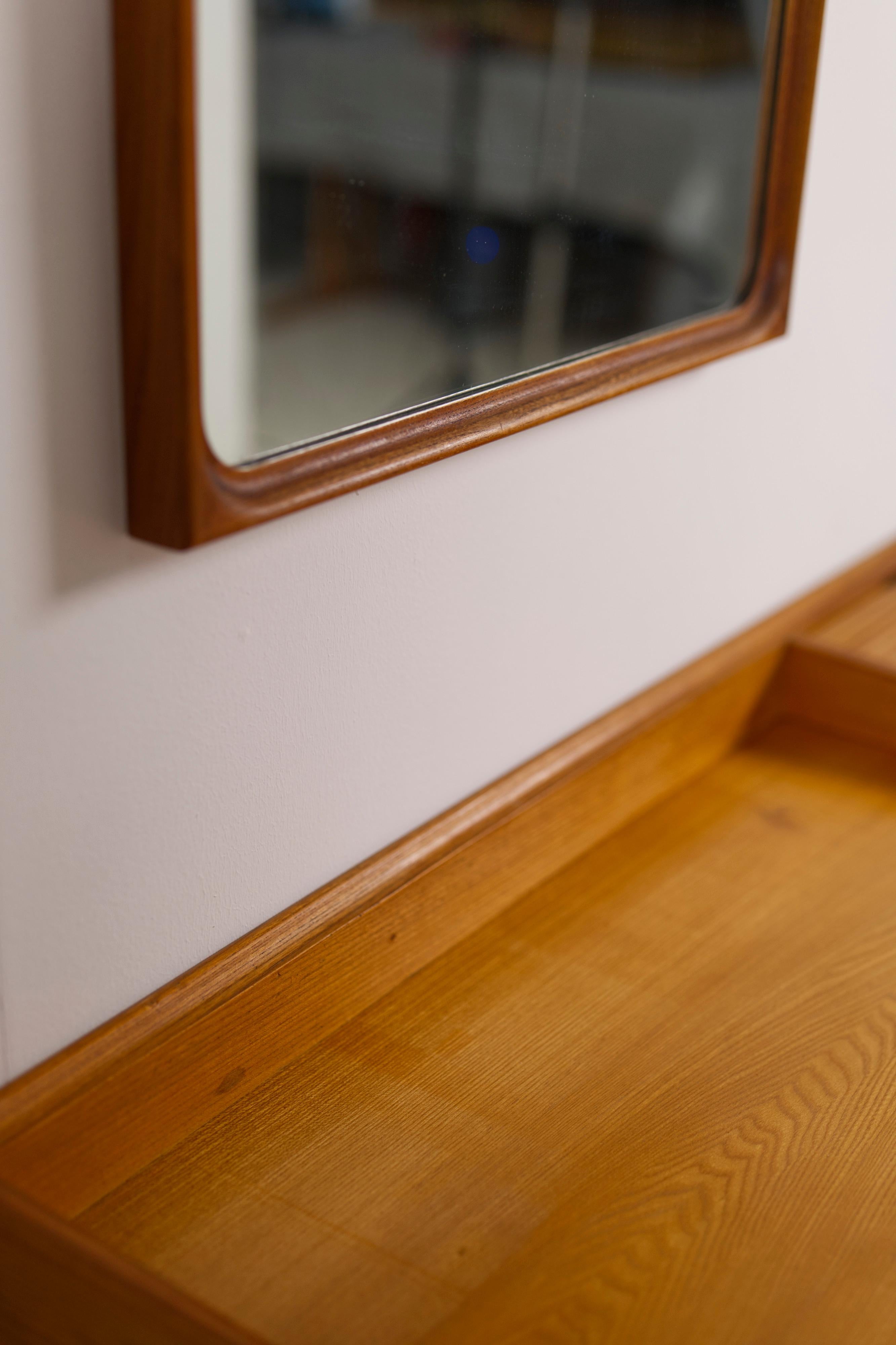 Set di scrivania / toletta e specchio a muro di Egon Bro Petersen, 1941 In condizioni buone in vendita a Balen, BE