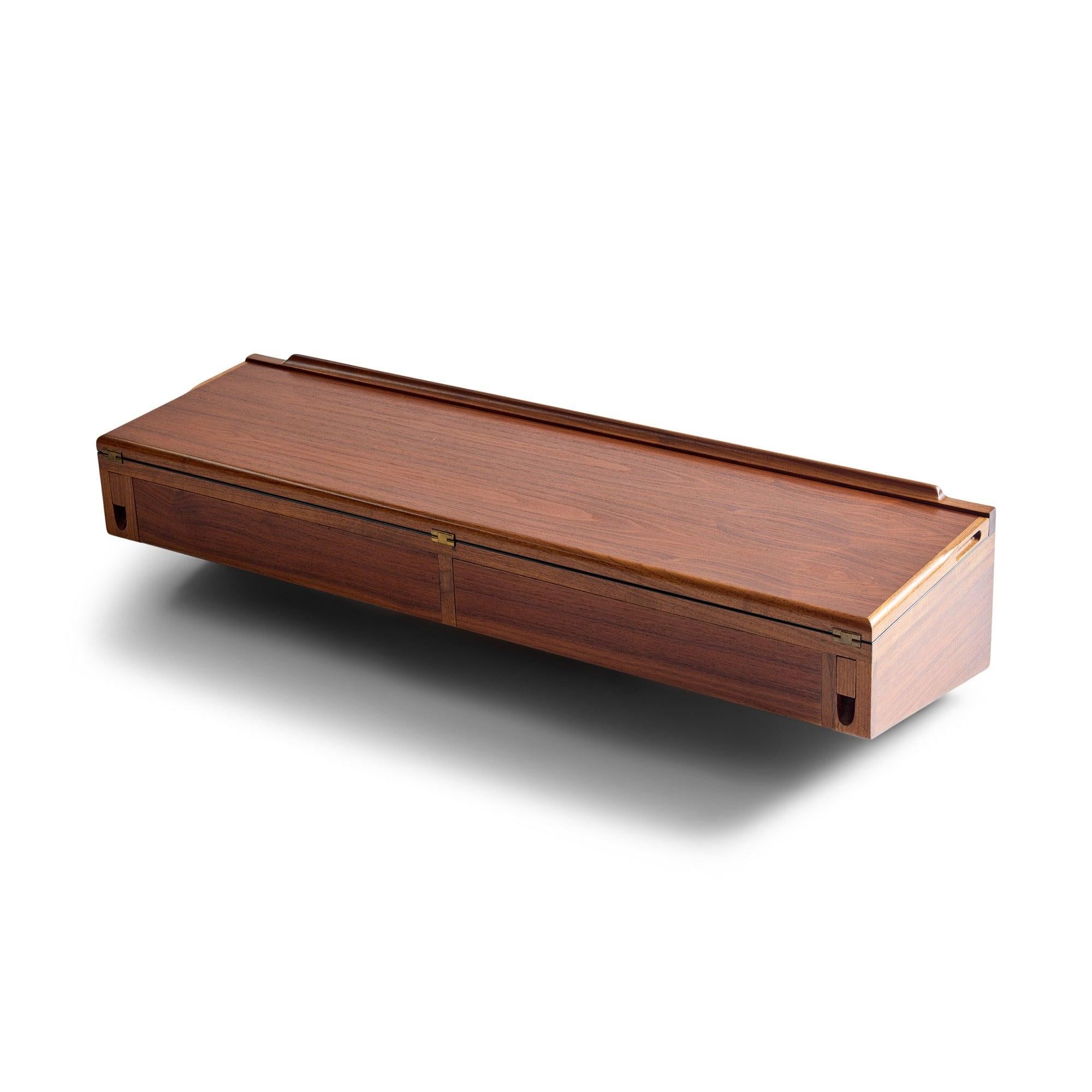 Danois Bureau mural de Hovmand Olsen en vente