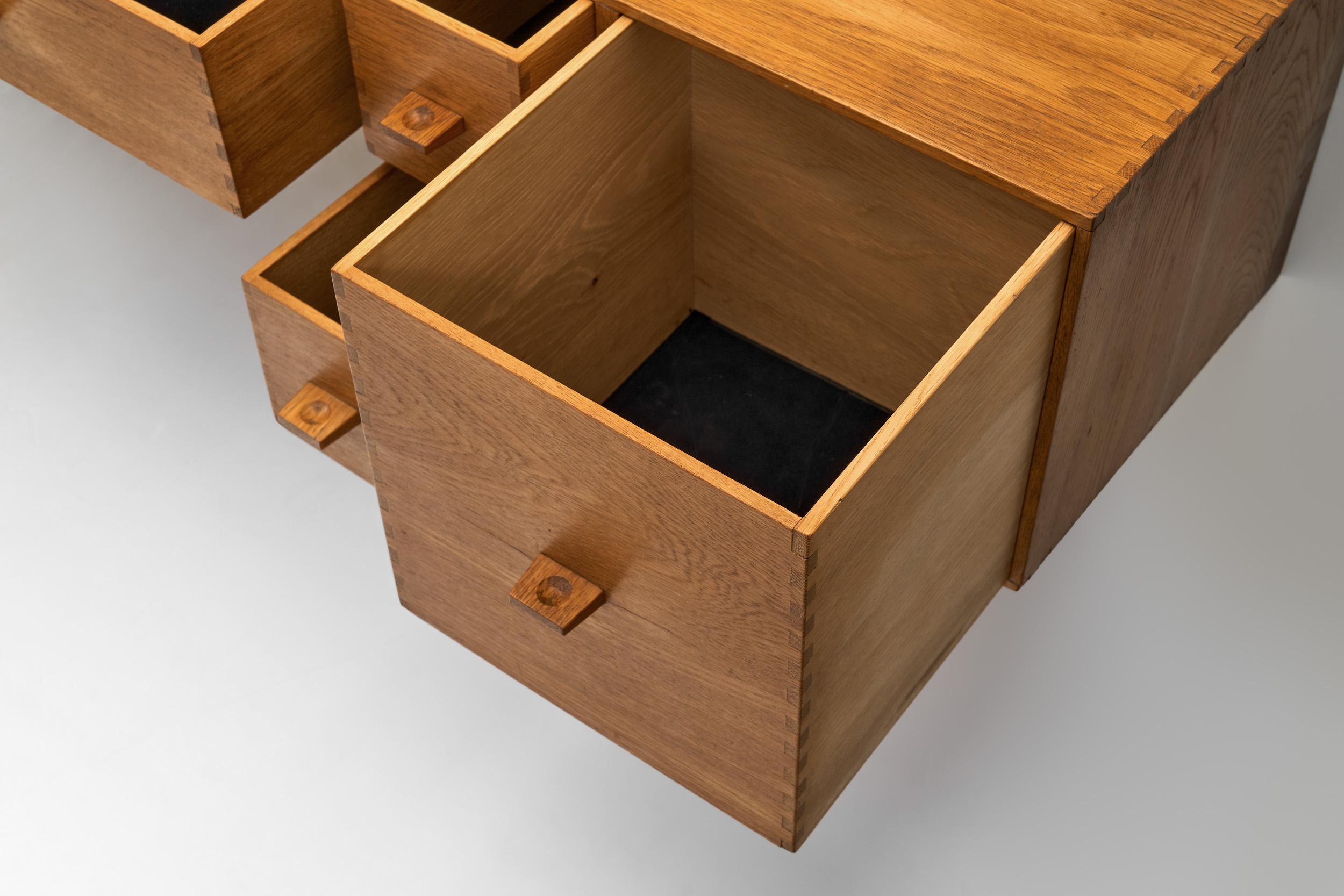 Wall-Mounted Dressing Table by Uno and Östen Kristiansson, Sweden 1960s For Sale 12
