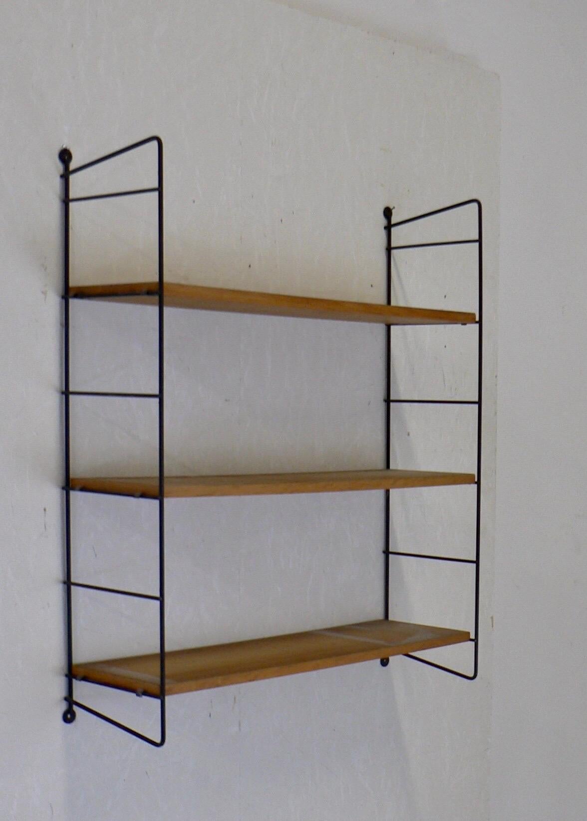 Wall-mounted furniture designed by Nisse Strinning and produced by String Sweden In Fair Condition For Sale In SOTTEVILLE-LÈS-ROUEN, FR