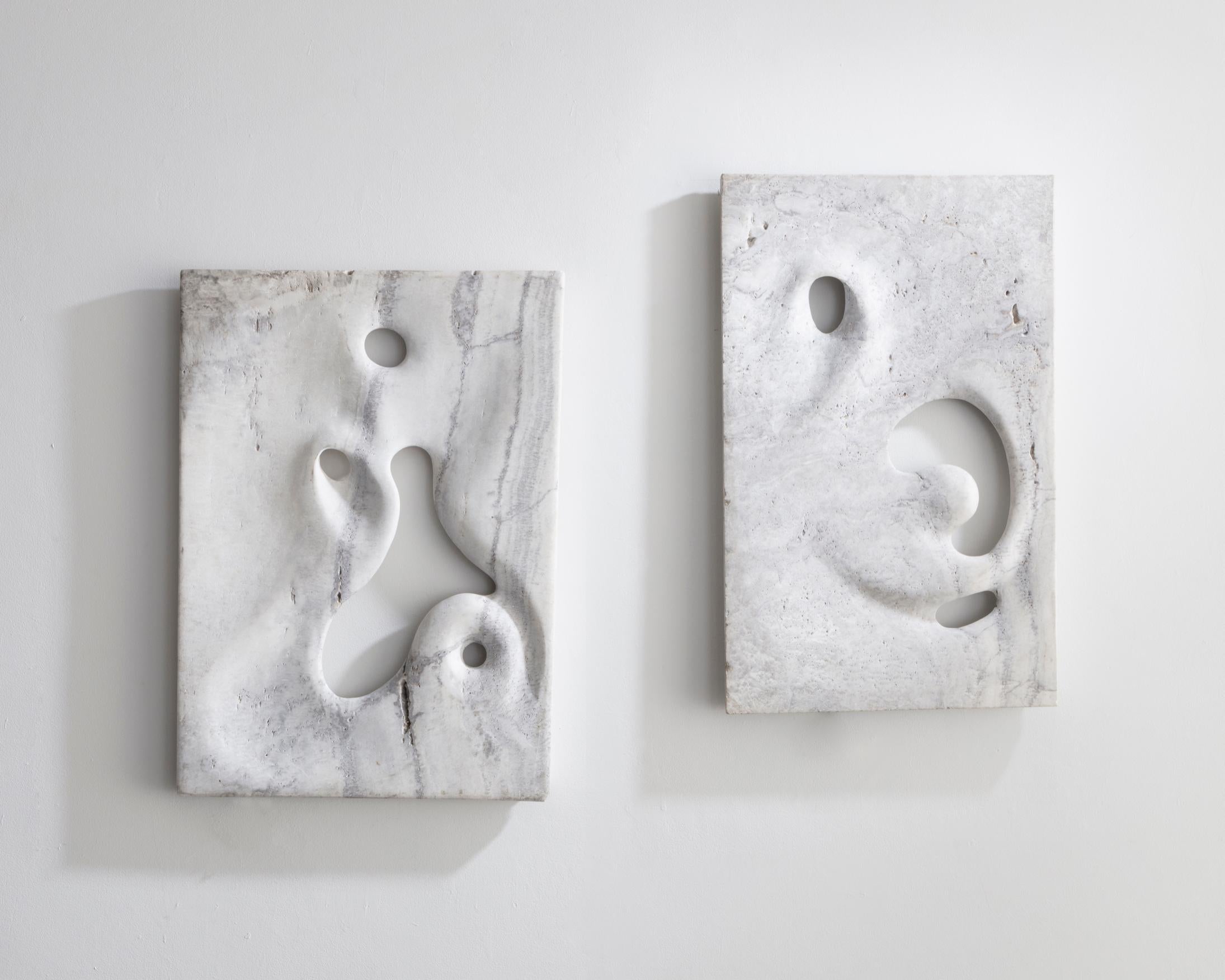Wall Mounted Illuminated Sculpture in White Travertine by Rogan Gregory, 2016 2