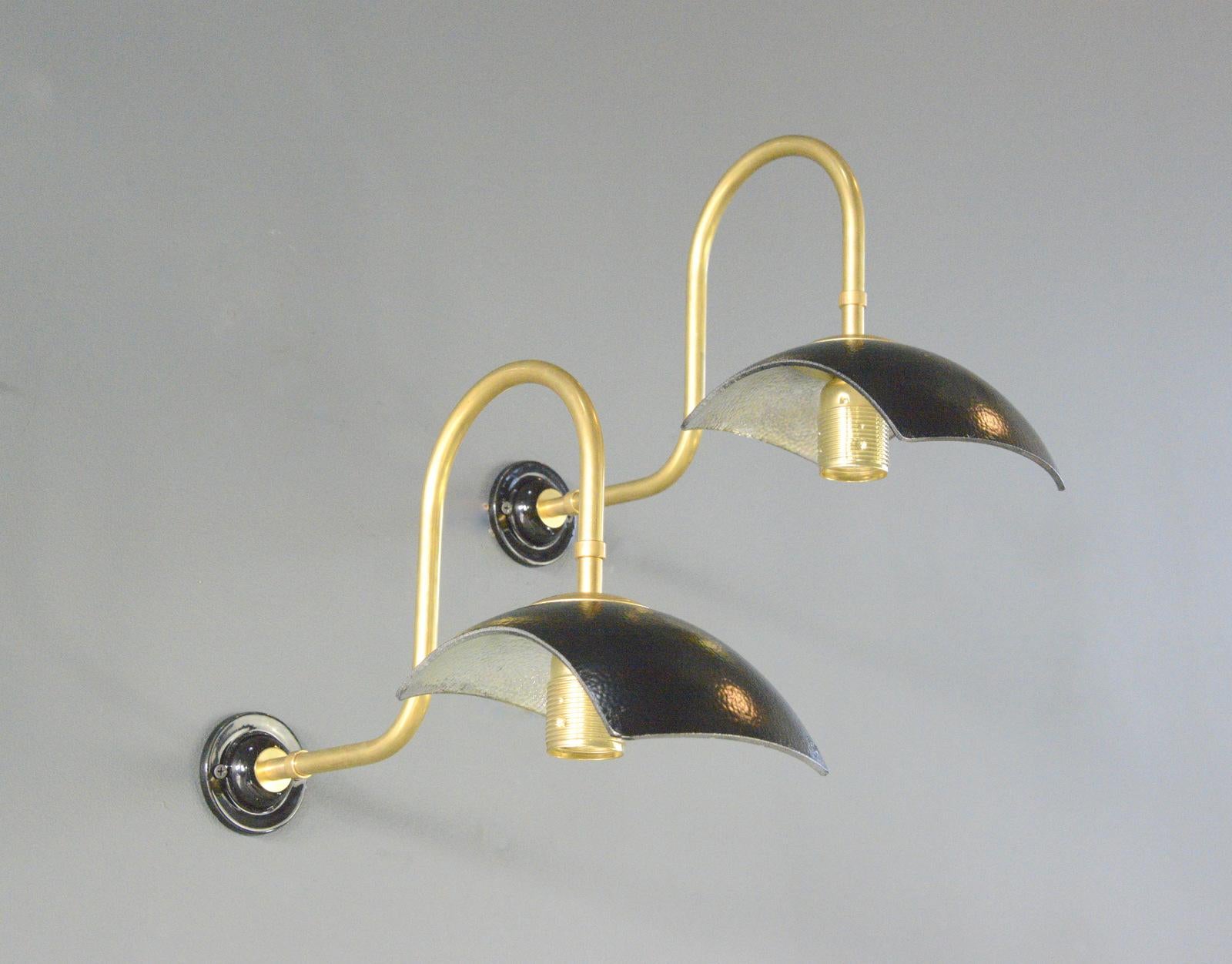 Lámparas de mercurio de pared de Strand London de la década de 1930 Latón en venta
