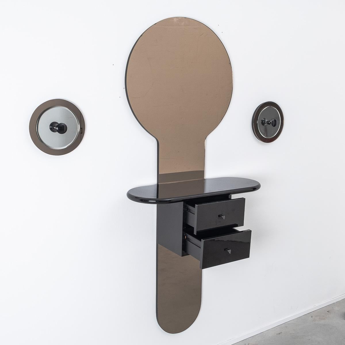 Mid-Century Modern Wall-Mounted Mirror and Console, Italy, 1970s