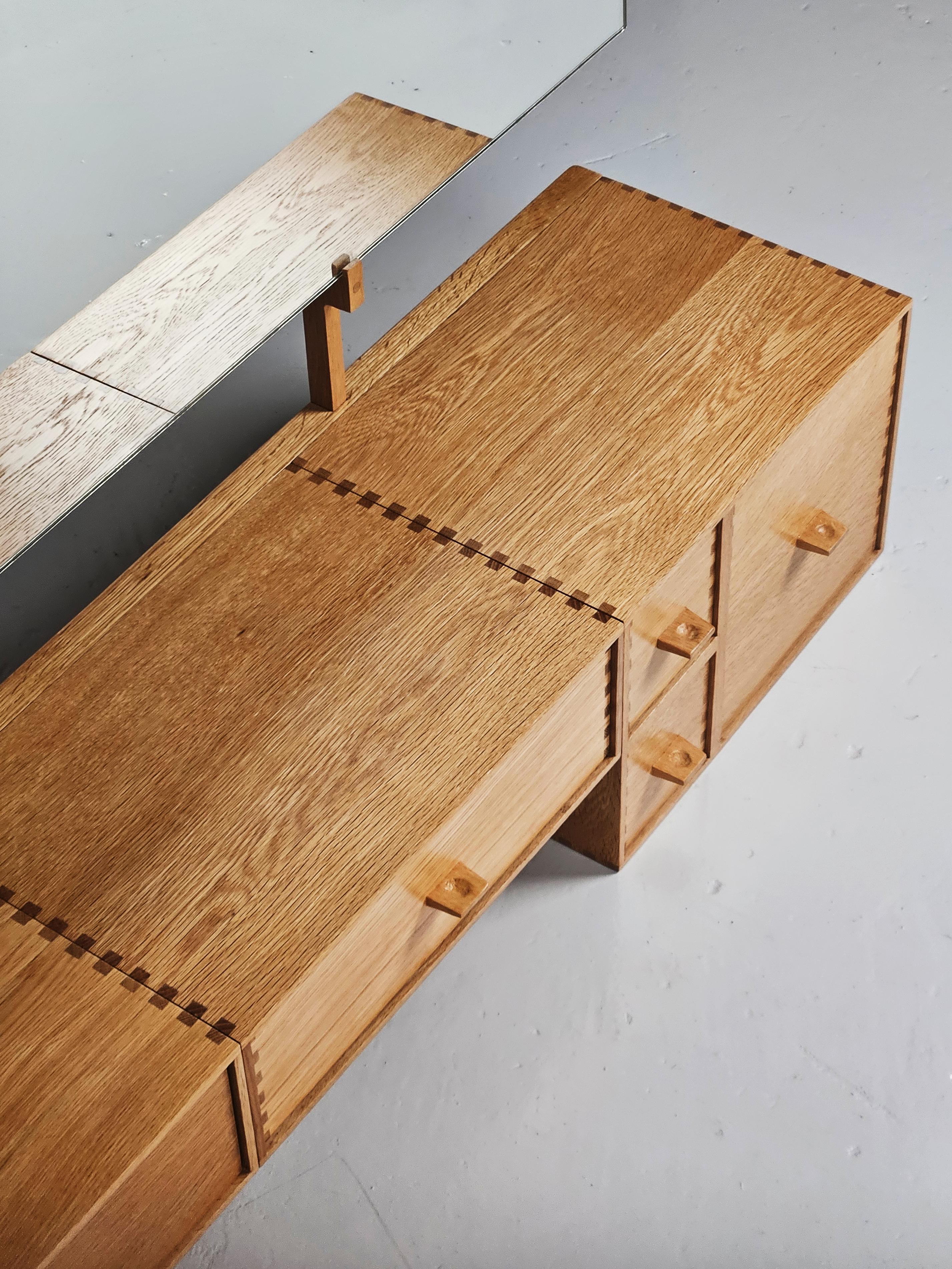 Swedish Wall mounted oak dressing table, Uno & Östen Kristiansson, Luxus, Sweden, 1960s For Sale