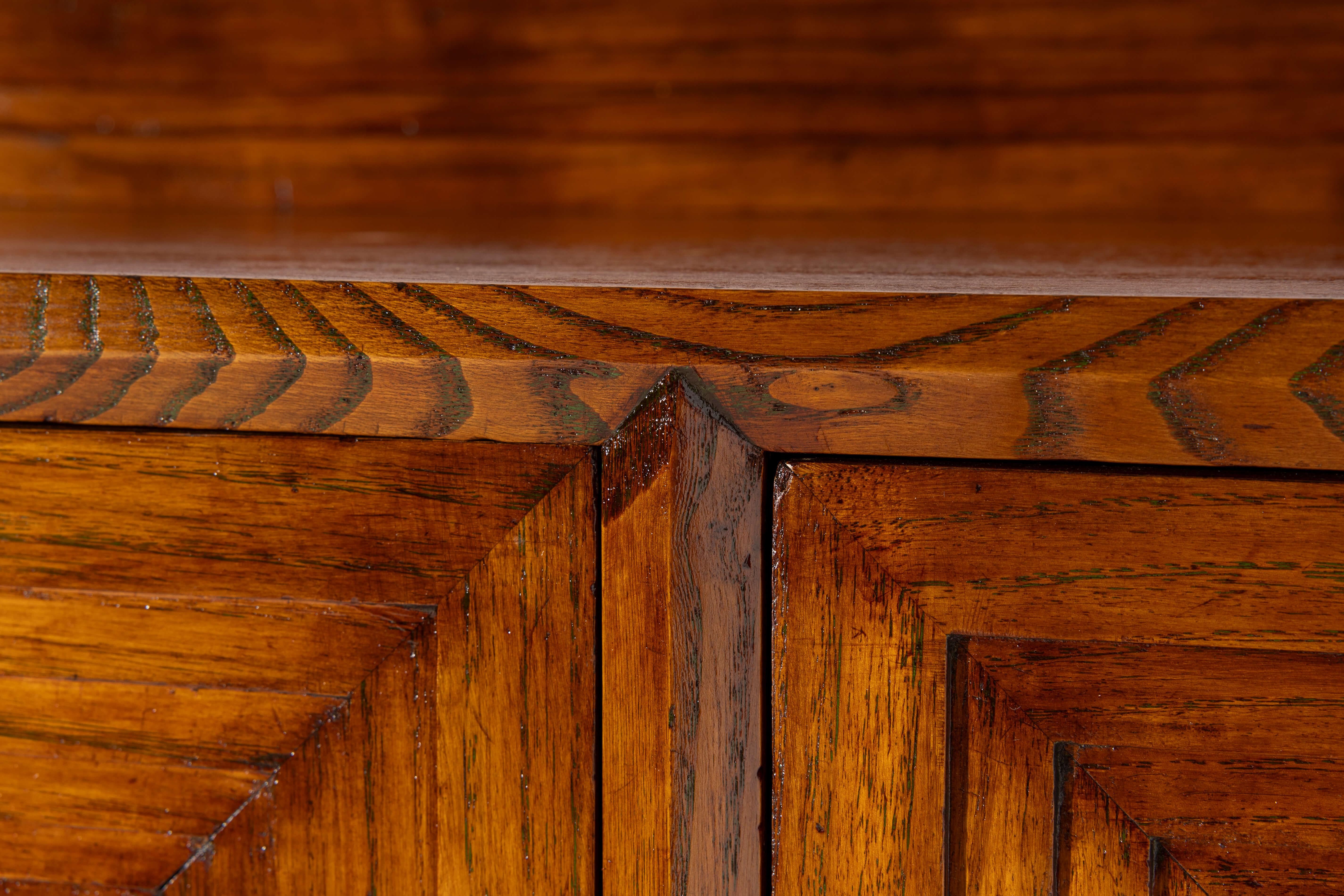 Wall-mounted oak wood sideboard with four doors, Italy, 1950s For Sale 4
