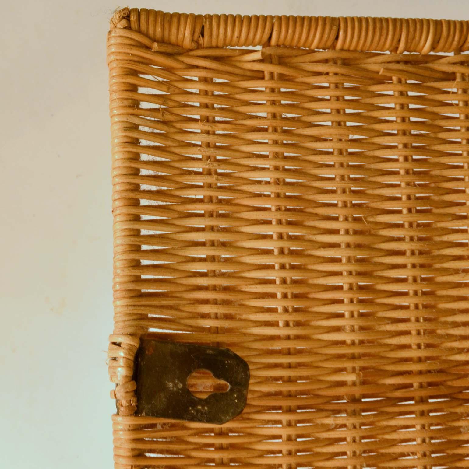 Hand-Woven Wall Mounted Rattan Magazine Rack, Italy, circa 1970