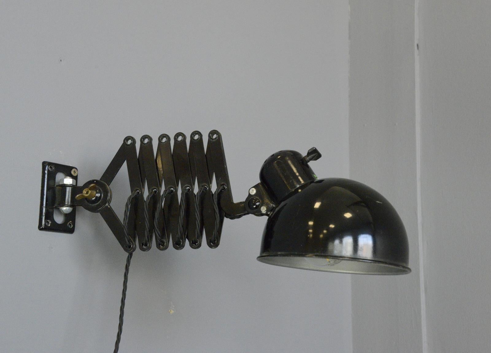 Wall-Mounted Scissor Lamp by Koranda, circa 1930s In Good Condition In Gloucester, GB