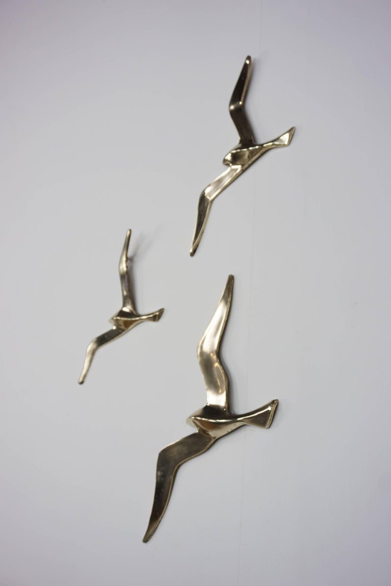Mid-20th Century Wall Mounted Set of Three Brass Birds from the 1950s For Sale