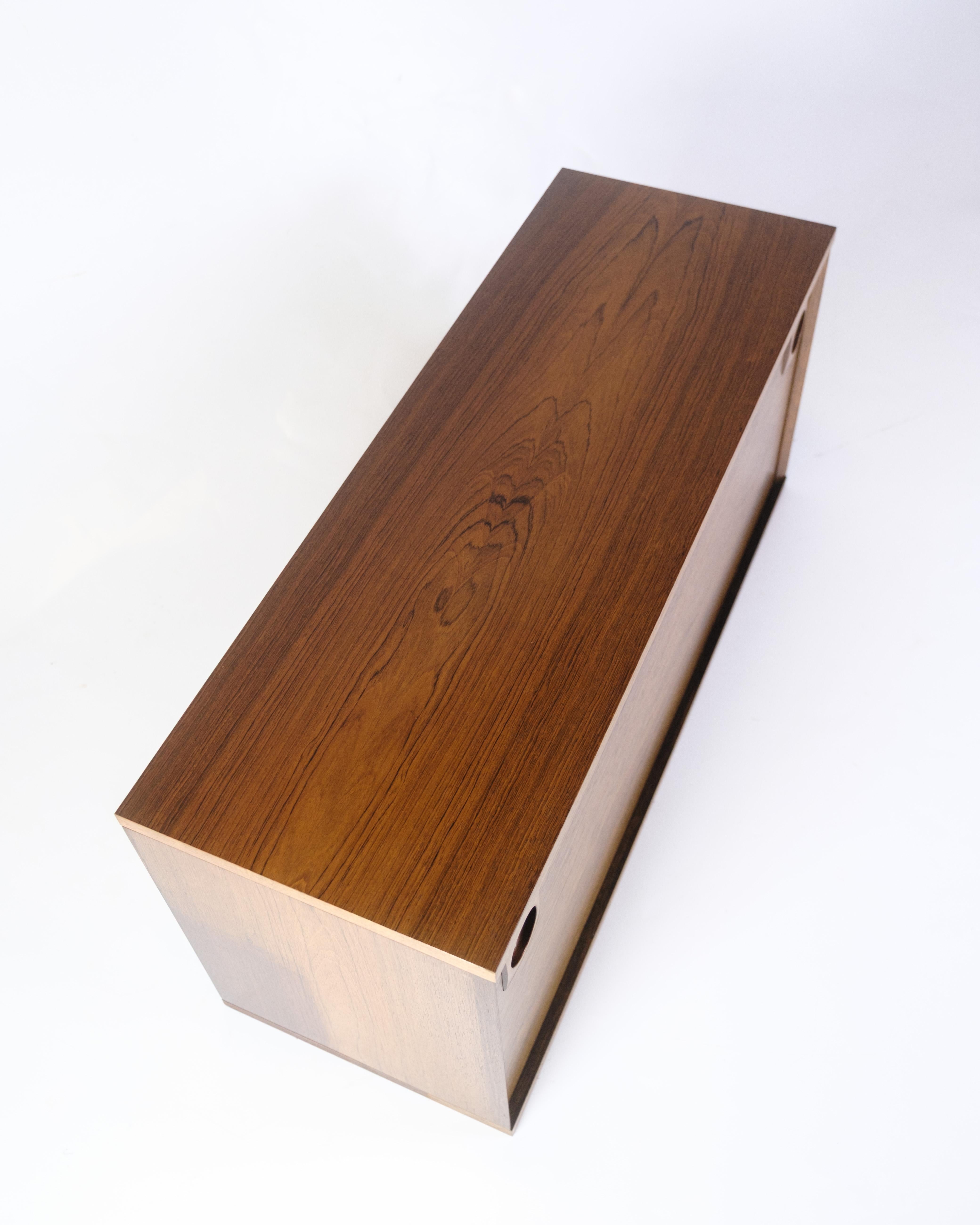 Wall-mounted Shelf/Cabinet Made In Rosewood By Albert Hansen From 1960s For Sale 2