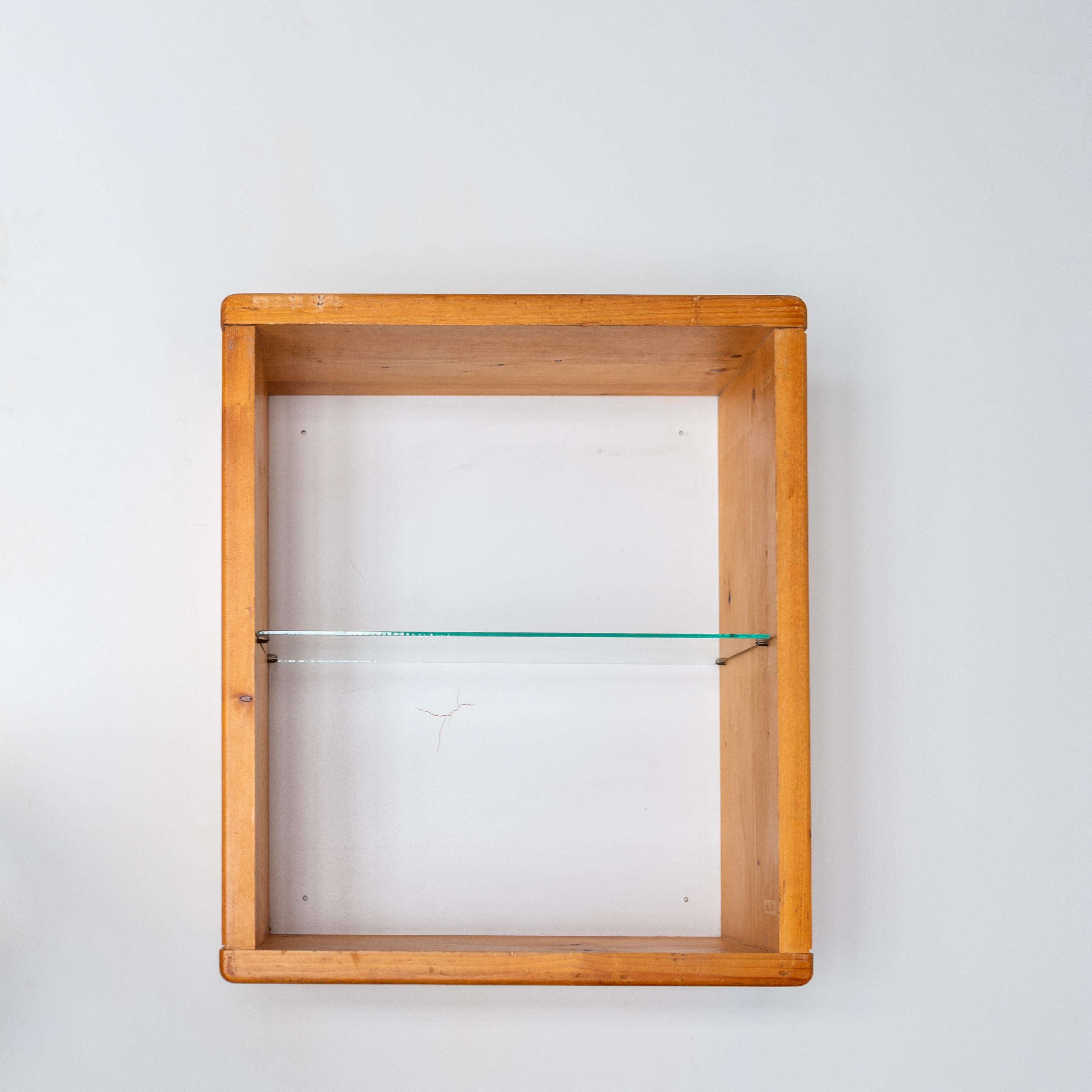 Wandregal, Charlotte Perriand,  Les Arcs, Frankreich, 1960er Jahre im Zustand „Gut“ im Angebot in Tokyo, Tokyo
