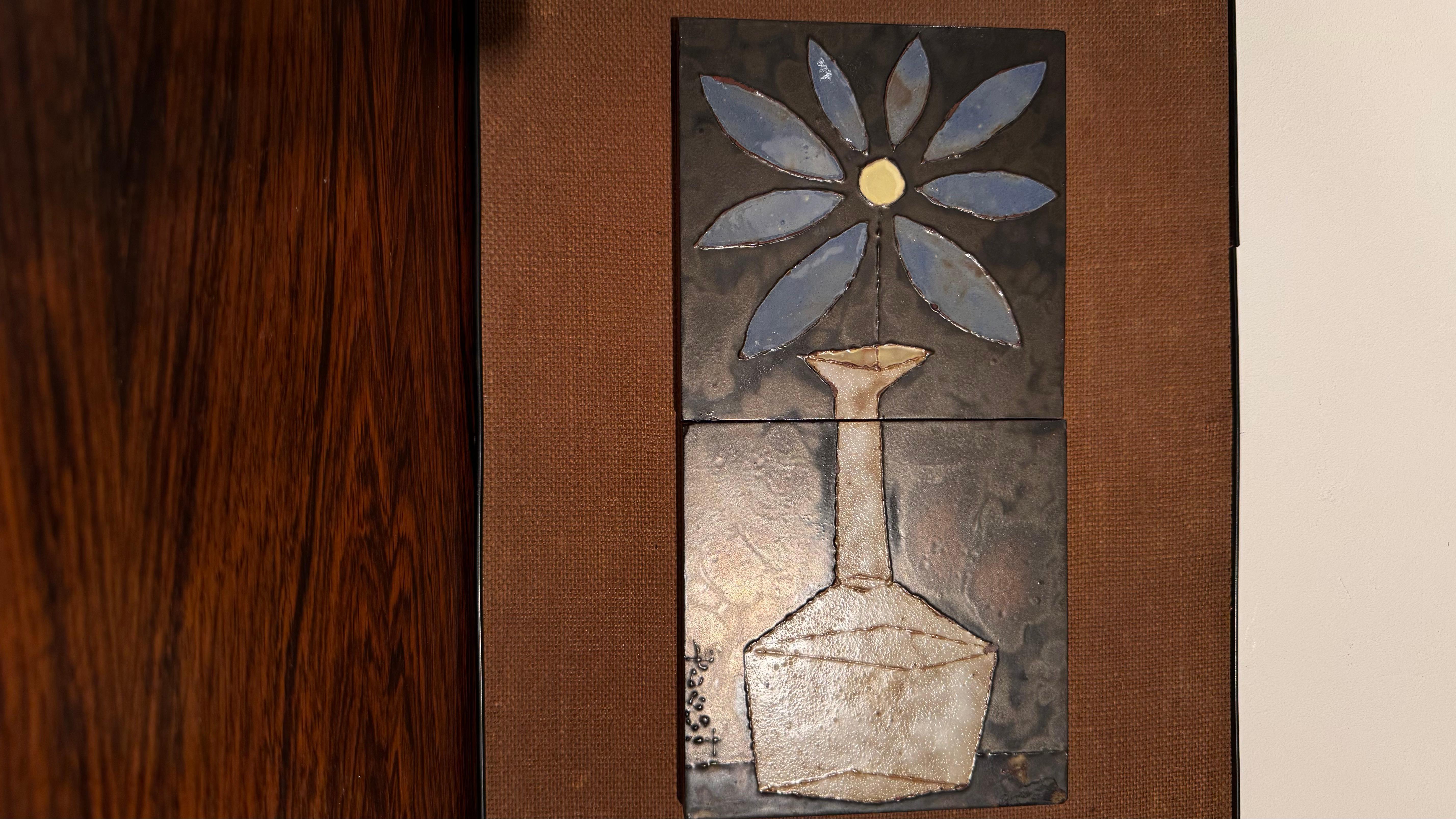 Wandfliesen Dekorative Vase mit Blume, Poost, Belgien Künstler (Keramik) im Angebot