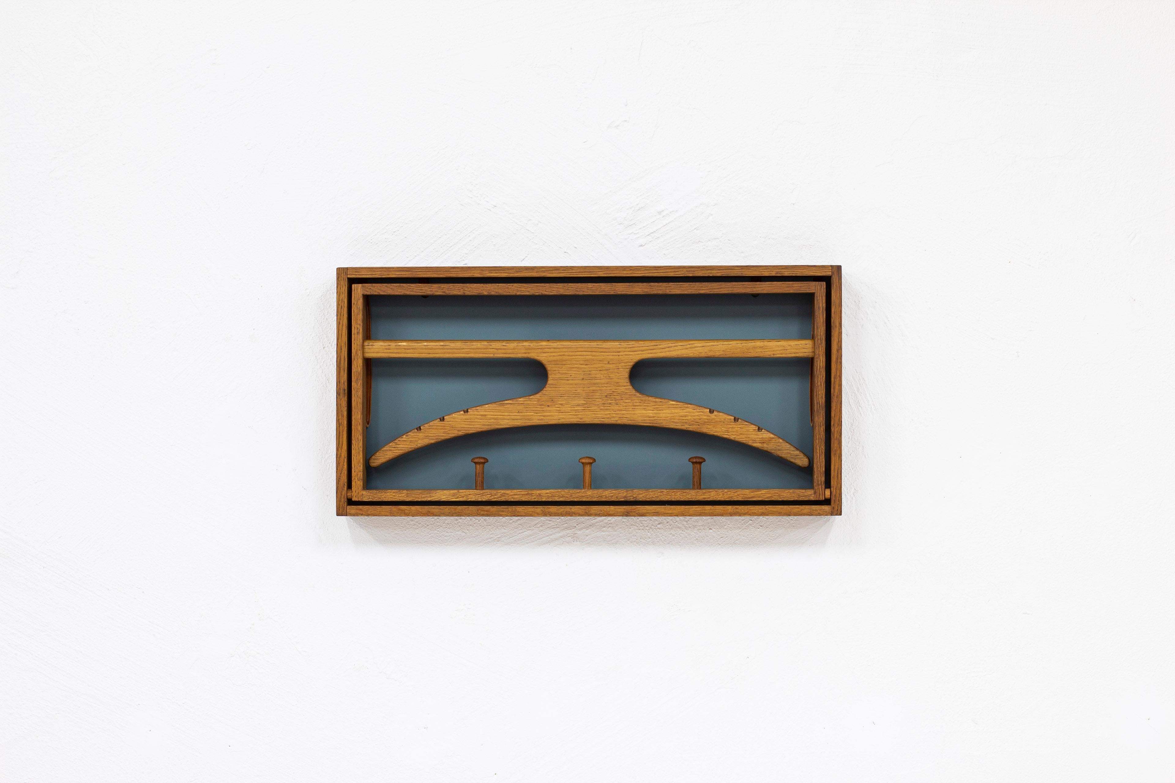 Wall-Mounted Valet in Oak by Hoff & Østergaard, Denmark, 1950s 4