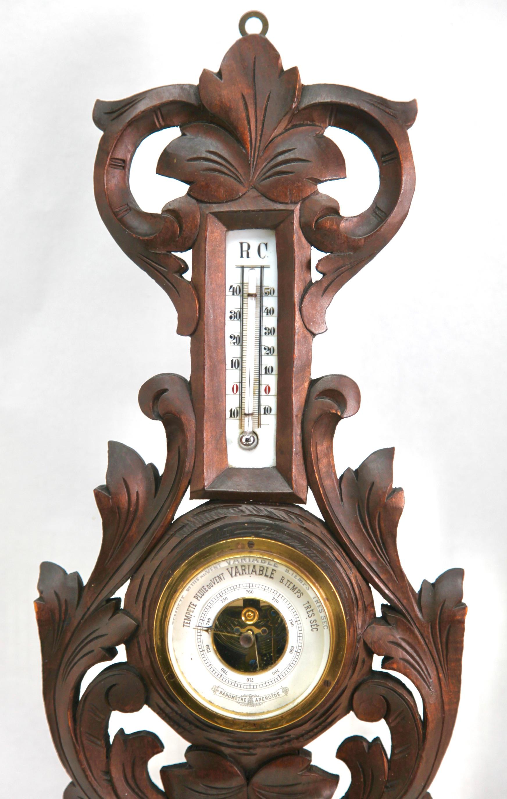 Wall-Mounted Weather Station in Rococo Style Carved Walnut, 1910s In Good Condition For Sale In Verviers, BE
