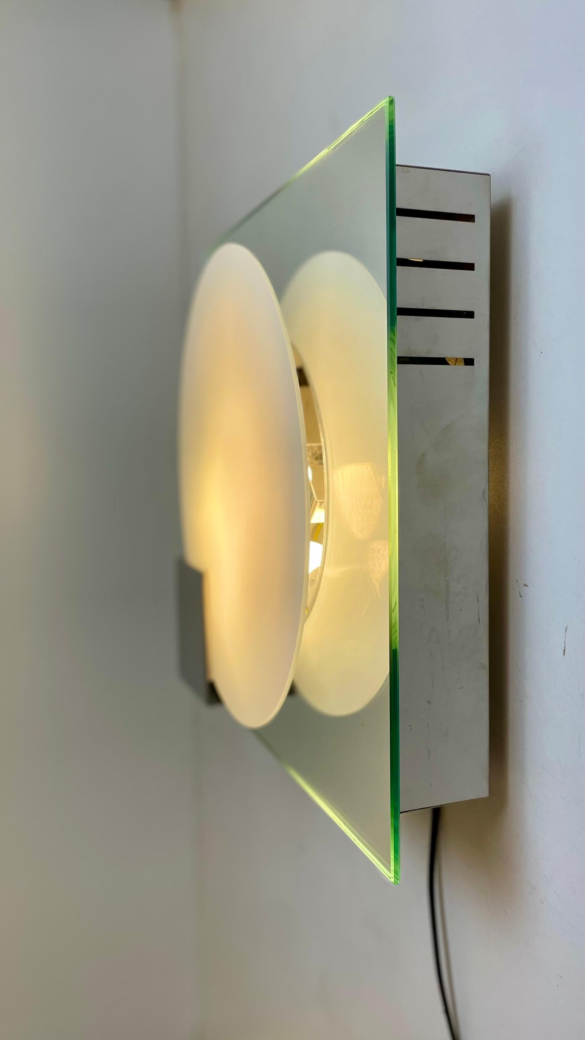 Moderno Lampada da bagno a parete o a soffitto di Bath, anni '70 in vendita