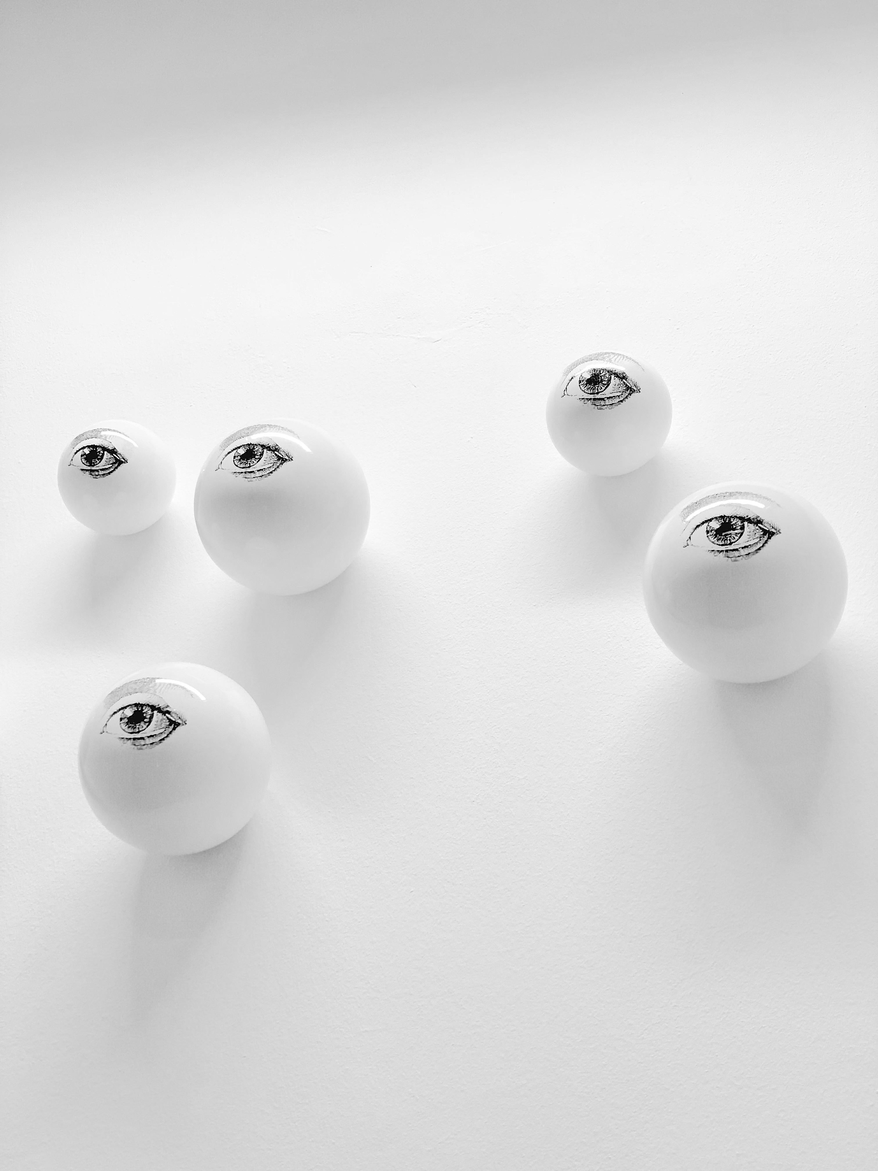 Contemporary Glossy White Stoneware Wall Ornament, Minimalist Design, EYE_10 For Sale 7