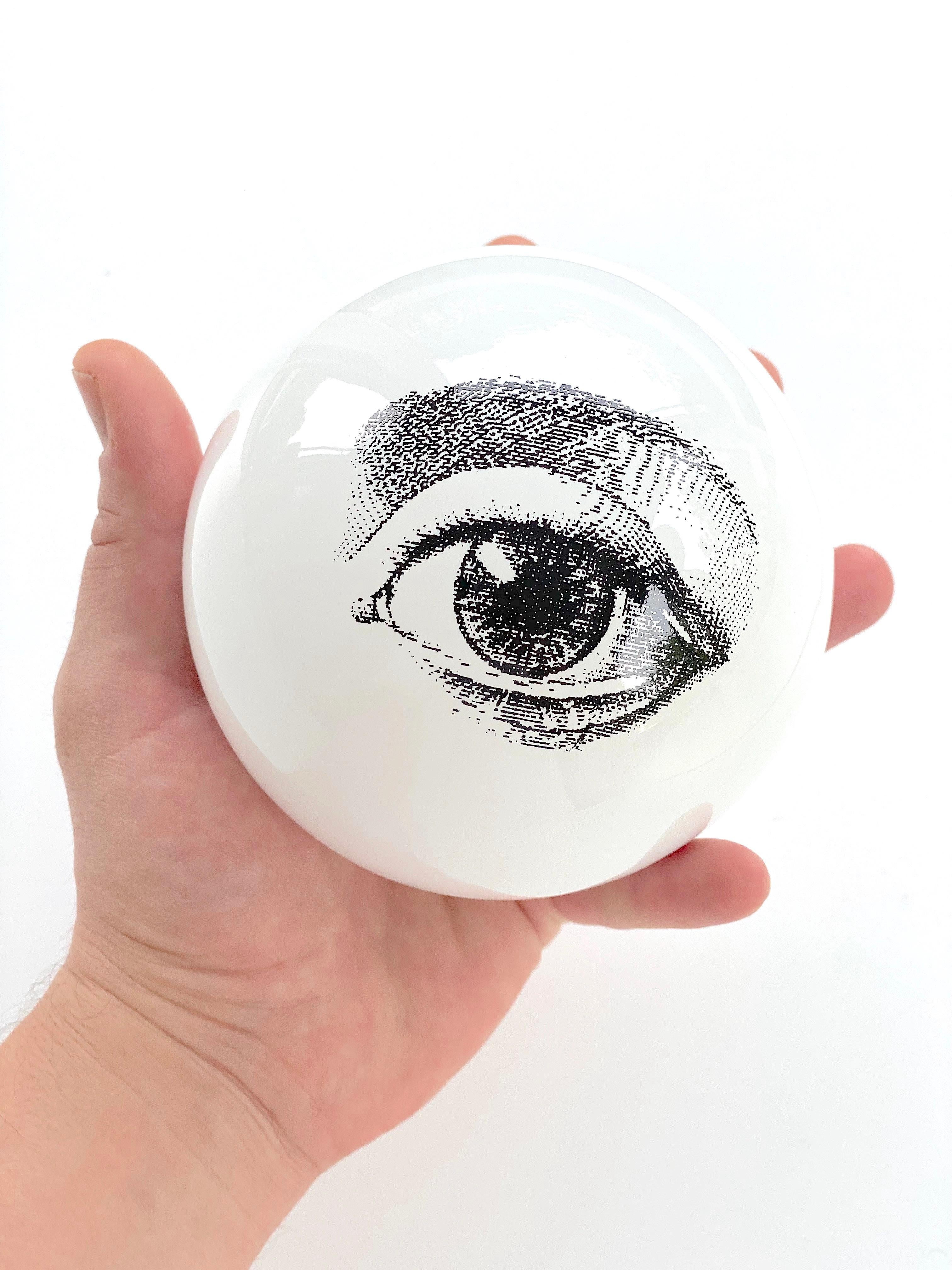 Contemporary Glossy White Stoneware Wall Ornament, Minimalist Design, EYE_10 For Sale 3