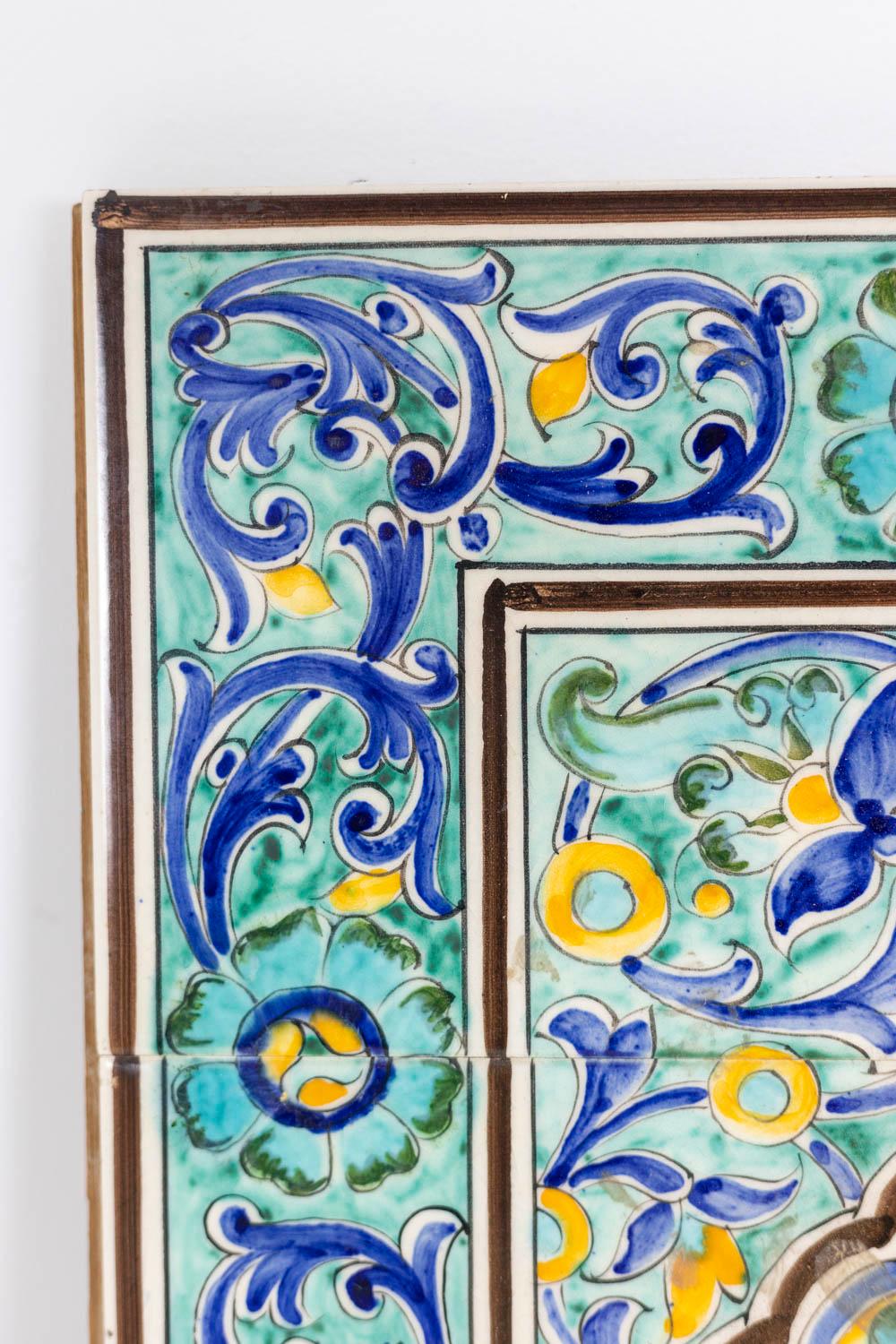 1987, dated. 

Wall panel in earthenware, adorned with floral azulejo tiles, representing an arch in accolade and a Chambord vase, placed on a frame in wood.

Work realized in 1987.

Dimensions : H 91 x L 61 x P 3 cm.

         