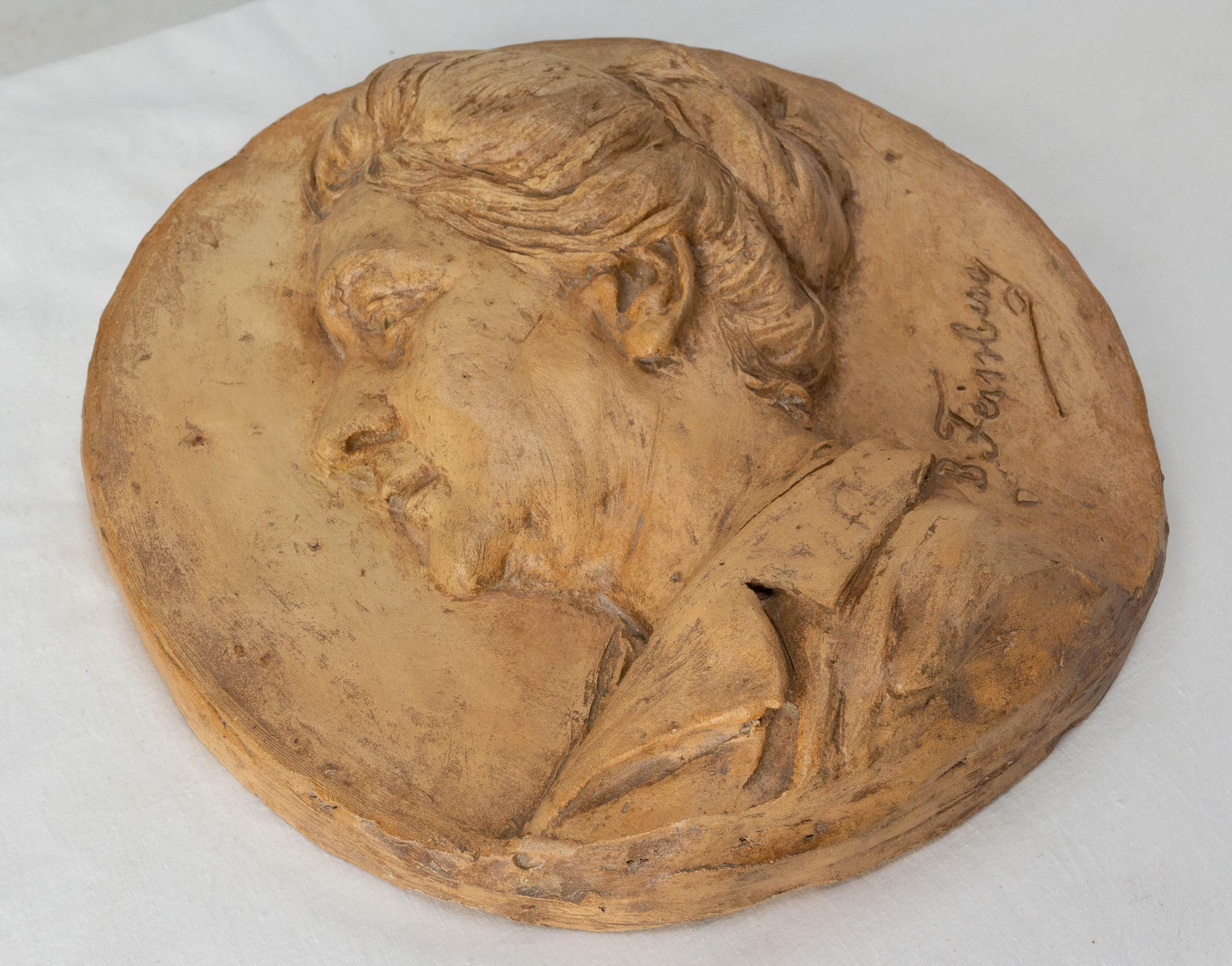 Napoleon III Wall Plaque Sculpture Medallion Woman Figure Signed B. Feinberg, Late 19th C For Sale