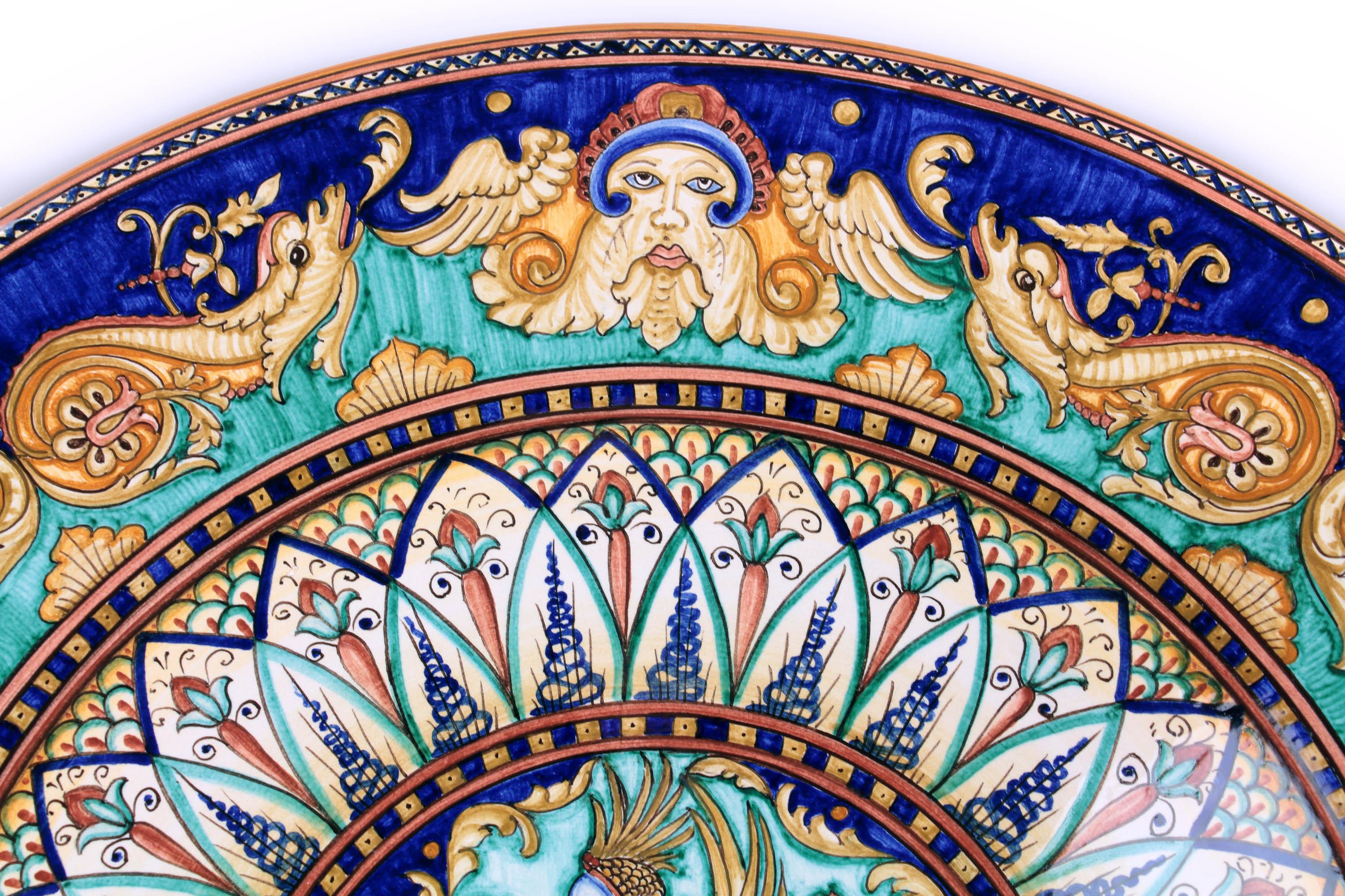 Majolica Plate Centerpiece Hand Painted Wall Dish Bowl Blue Aquamarine Italy  In New Condition For Sale In Recanati, IT