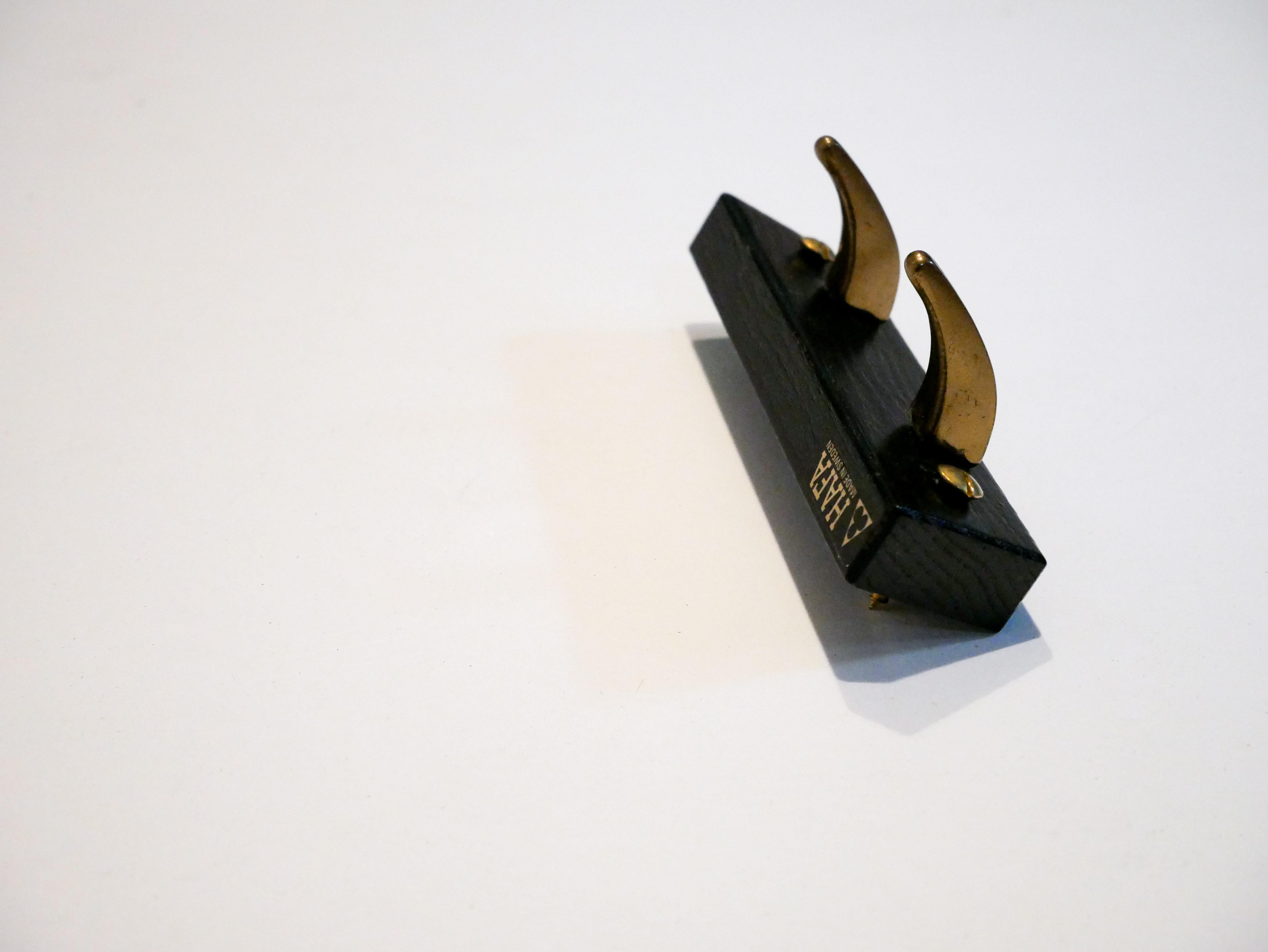 Wall Rack Model 