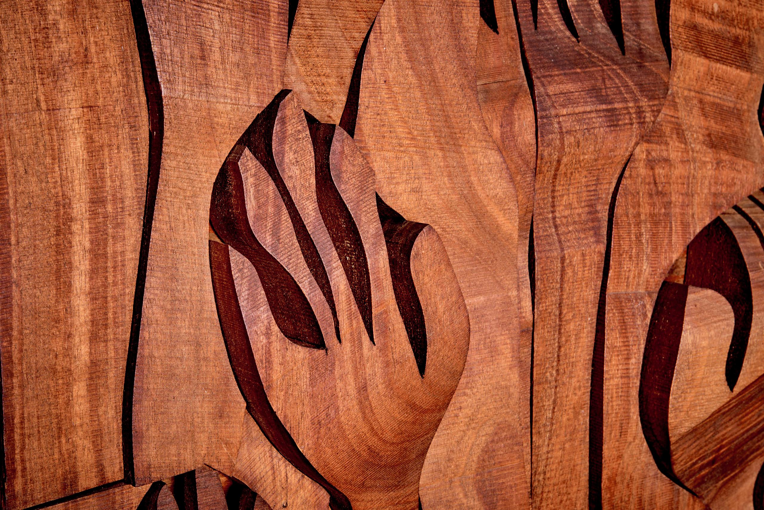 Wandrelief aus geschnitztem Wood (Moderne der Mitte des Jahrhunderts) im Angebot
