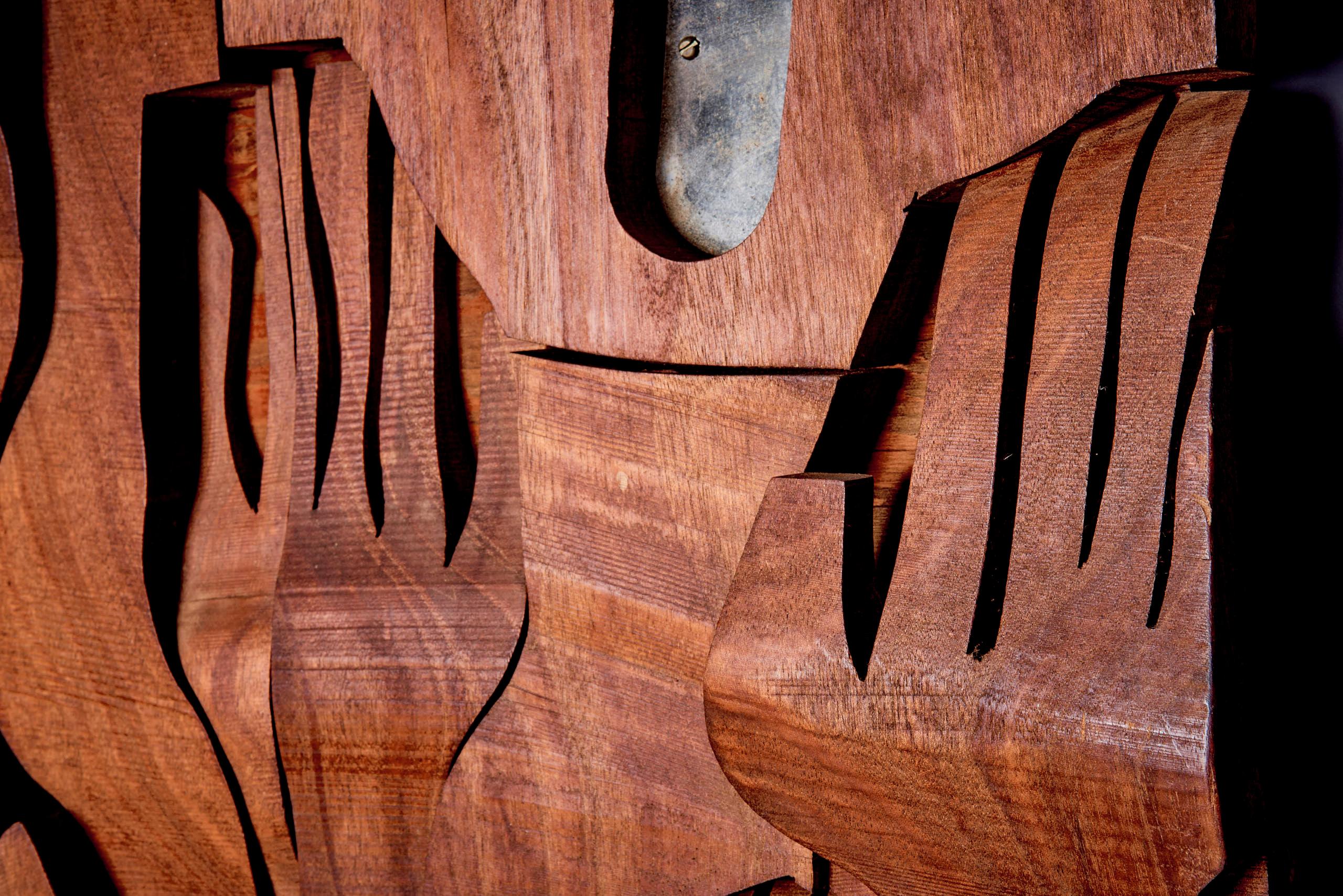 Wandrelief aus geschnitztem Wood im Zustand „Gut“ im Angebot in Berlin, DE