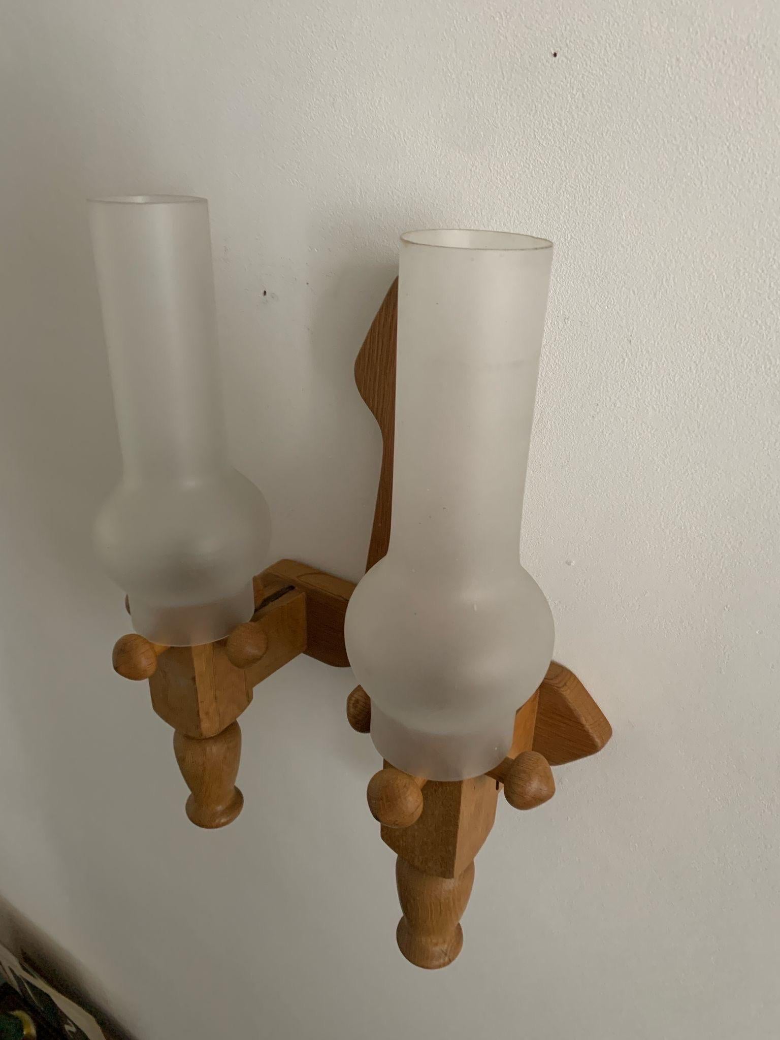 Moderne Applique murale en Oak Guillerme et Chambron en vente