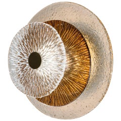Applique da parete in ottone con finitura champagne e vetro decorativo in diverse tonalità