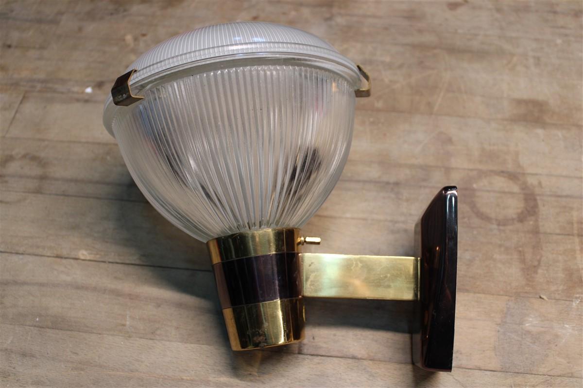 Wall Sconce Mid Century Italian Design Brass Glass Gold Old Stilnovo In Good Condition For Sale In Palermo, Sicily