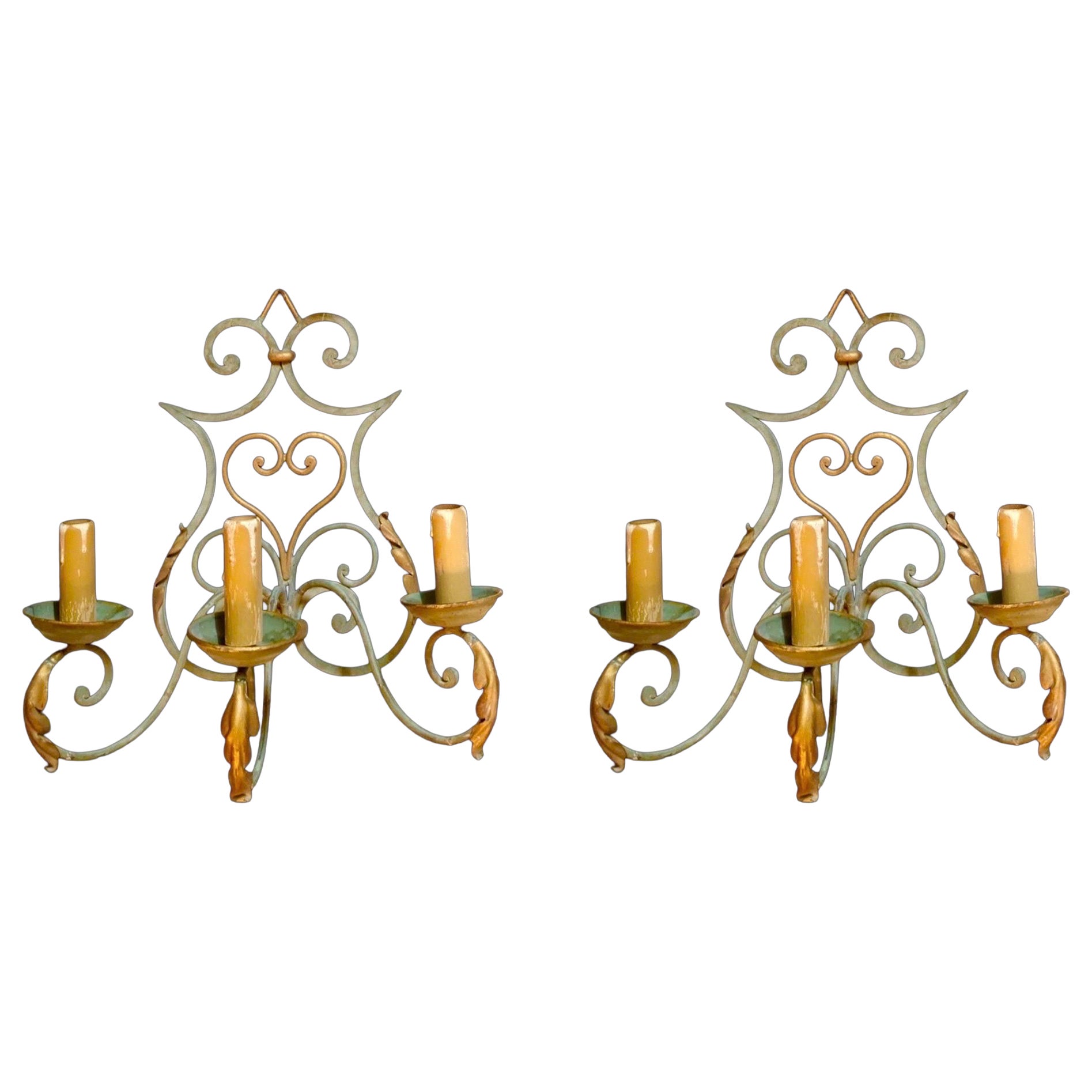 Wall sconce wrought iron Art Déco French Art Deco 1925 pair, Castle Provenance For Sale