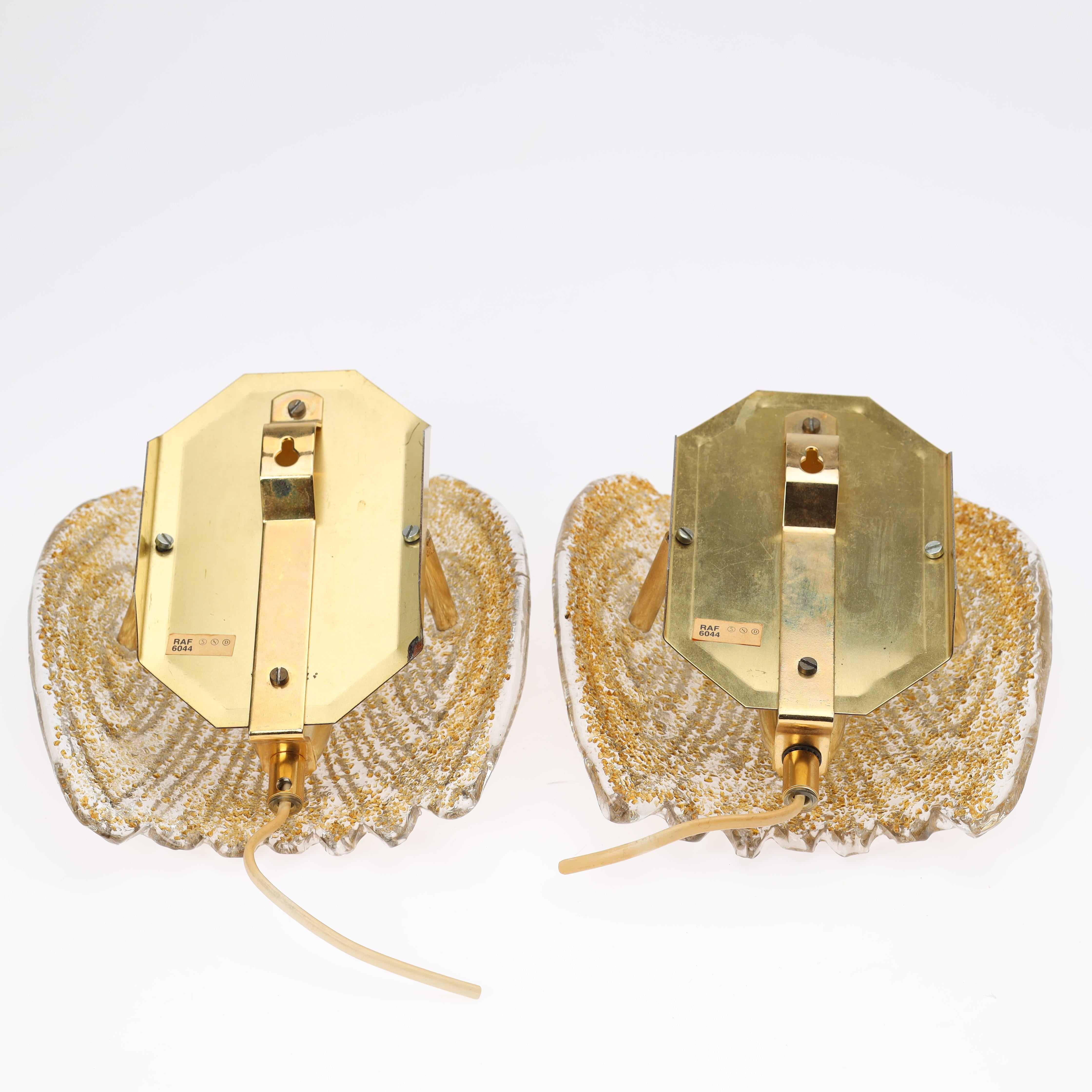 Mid-Century Modern Mur  Appliques  