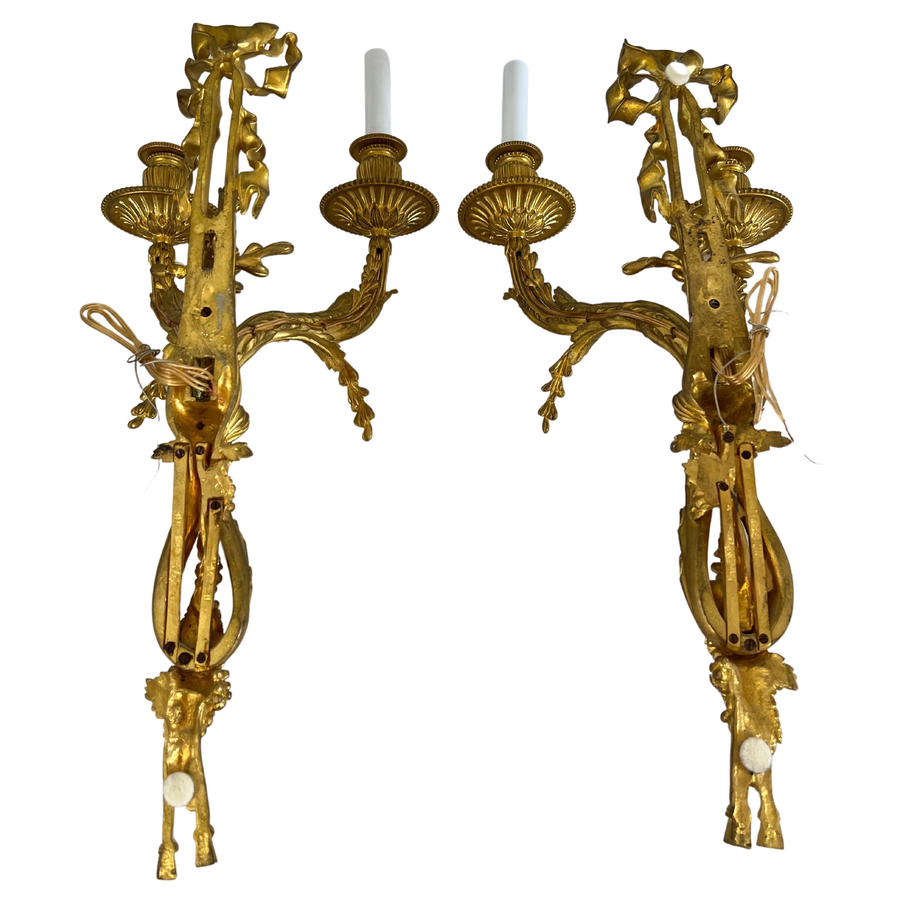 Wall Sconces Pair Mid-19th Century French Louis XVI Bronze Doré For Sale 2