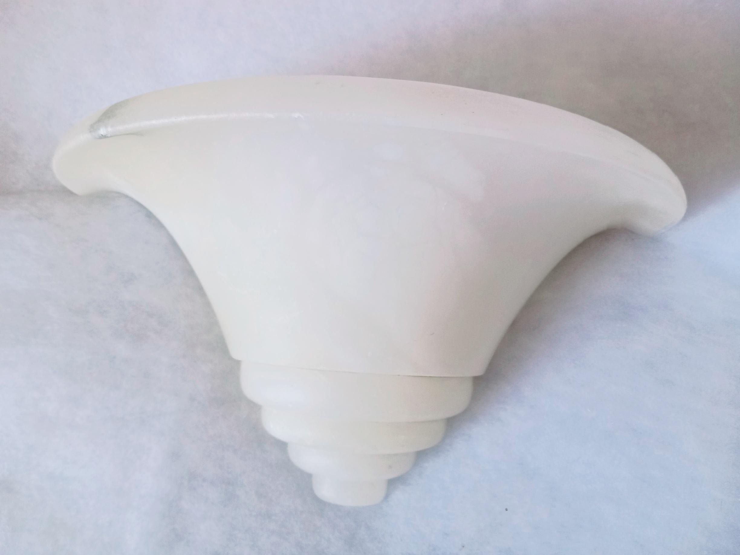  Wall Sconces Alabaster White Natural Spain 20th Century For Sale 3