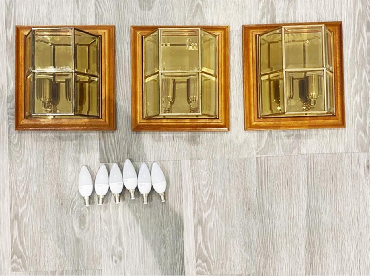 Wall Sconces  Brass Glass and Wood , Spain Mid-20th Century For Sale 4