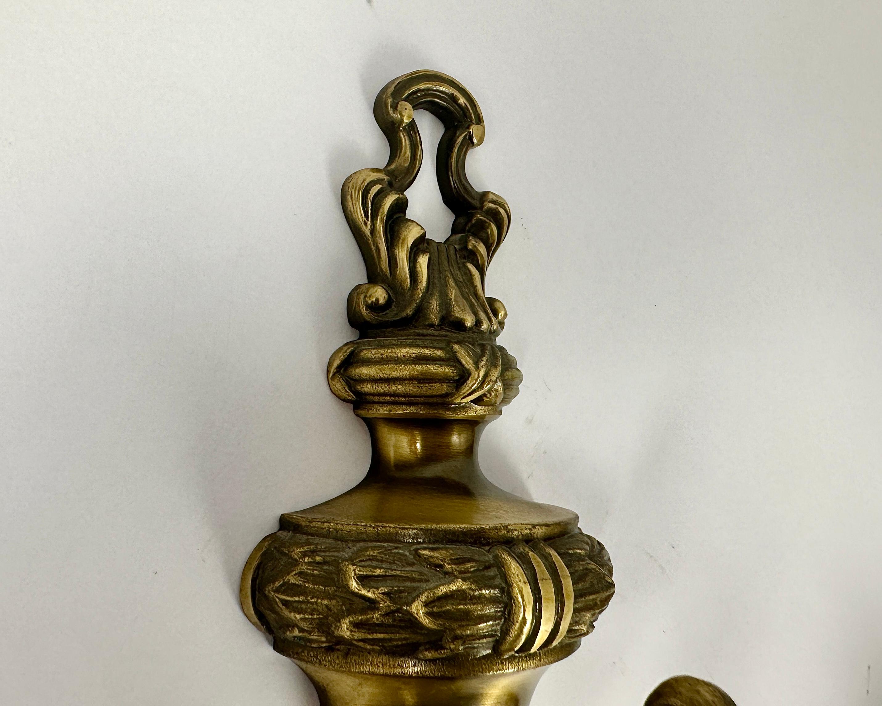 Apliques De Pared De Estilo Clásico Doble Brazo en Bronce Vintage Set 2 en venta 4