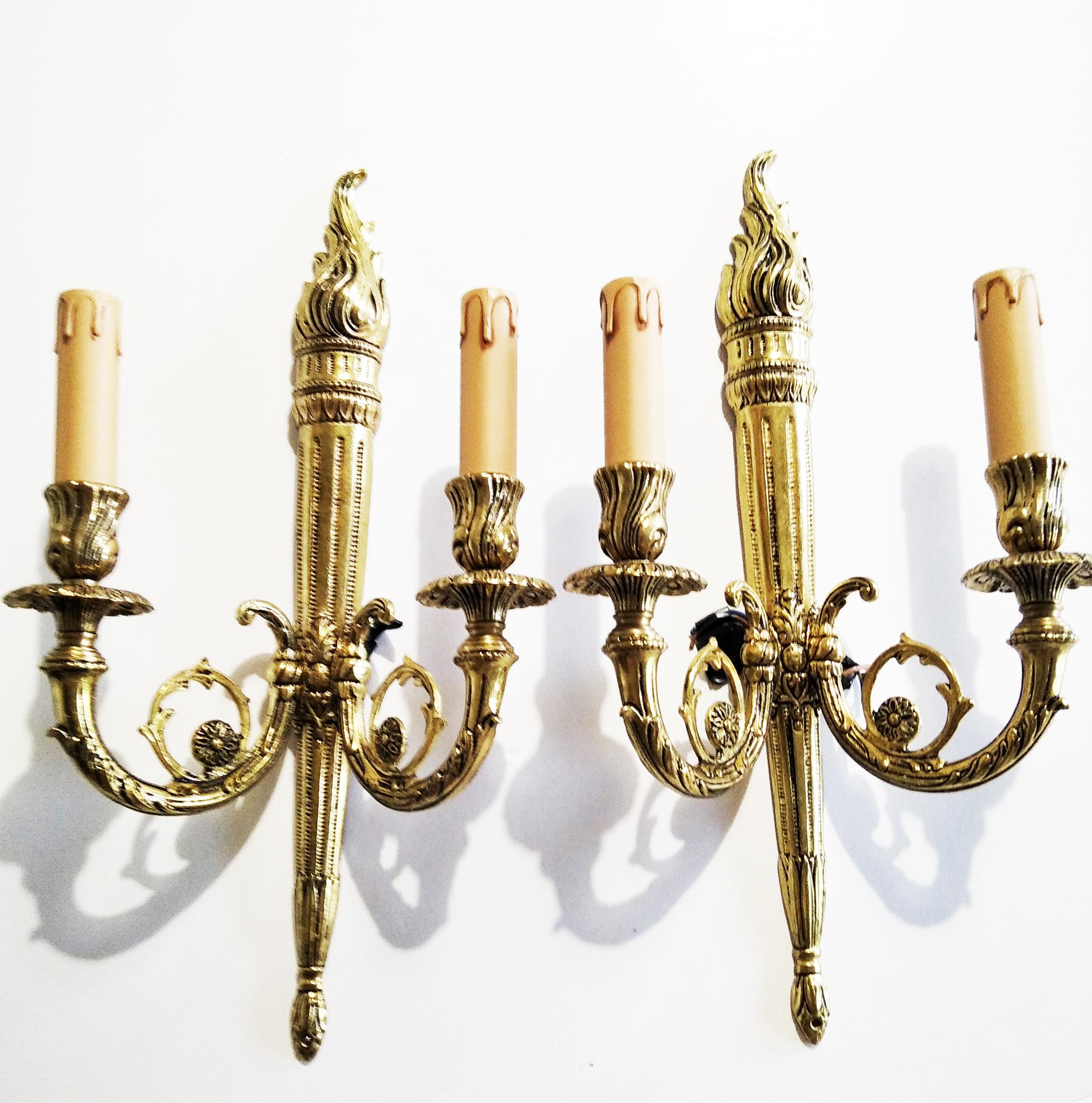 Wall Sconces Louis XVI Style, 20th Century, Brass  or Bronze Dore   For Sale 2