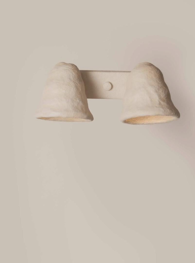 Wandleuchter Keramik moderne Keramik Lampe Beleuchtung hängende Glocke JAR handgefertigt (21. Jahrhundert und zeitgenössisch) im Angebot