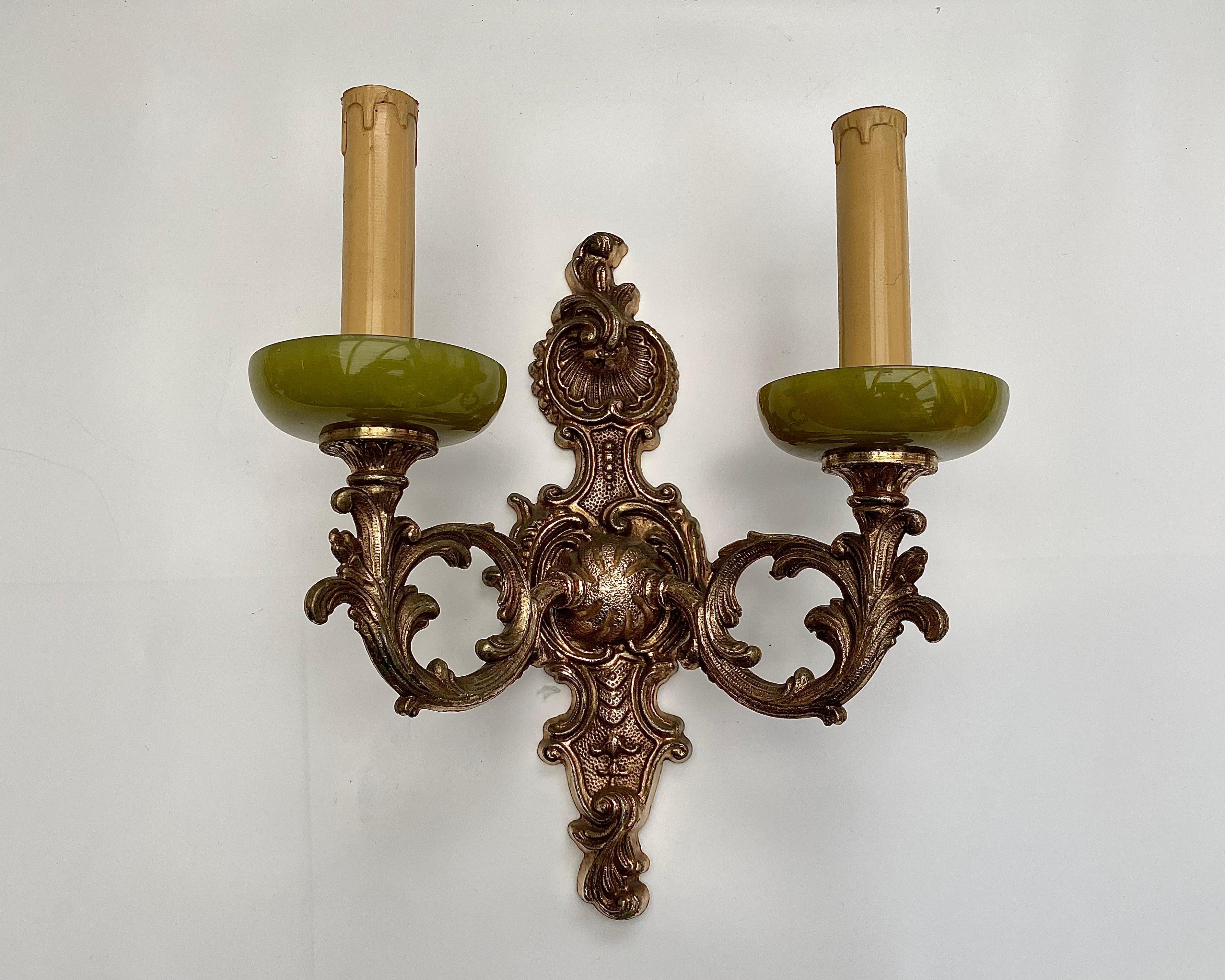 Pair of Magnificent Vintage French Rococo Wall Sconces - Onyx & Gilt Bronze - 1960s

Vintage French wall sconces, exquisitely crafted in the Rococo style. Dating from the 1960s, these impressive pieces boast a rich history and undeniable