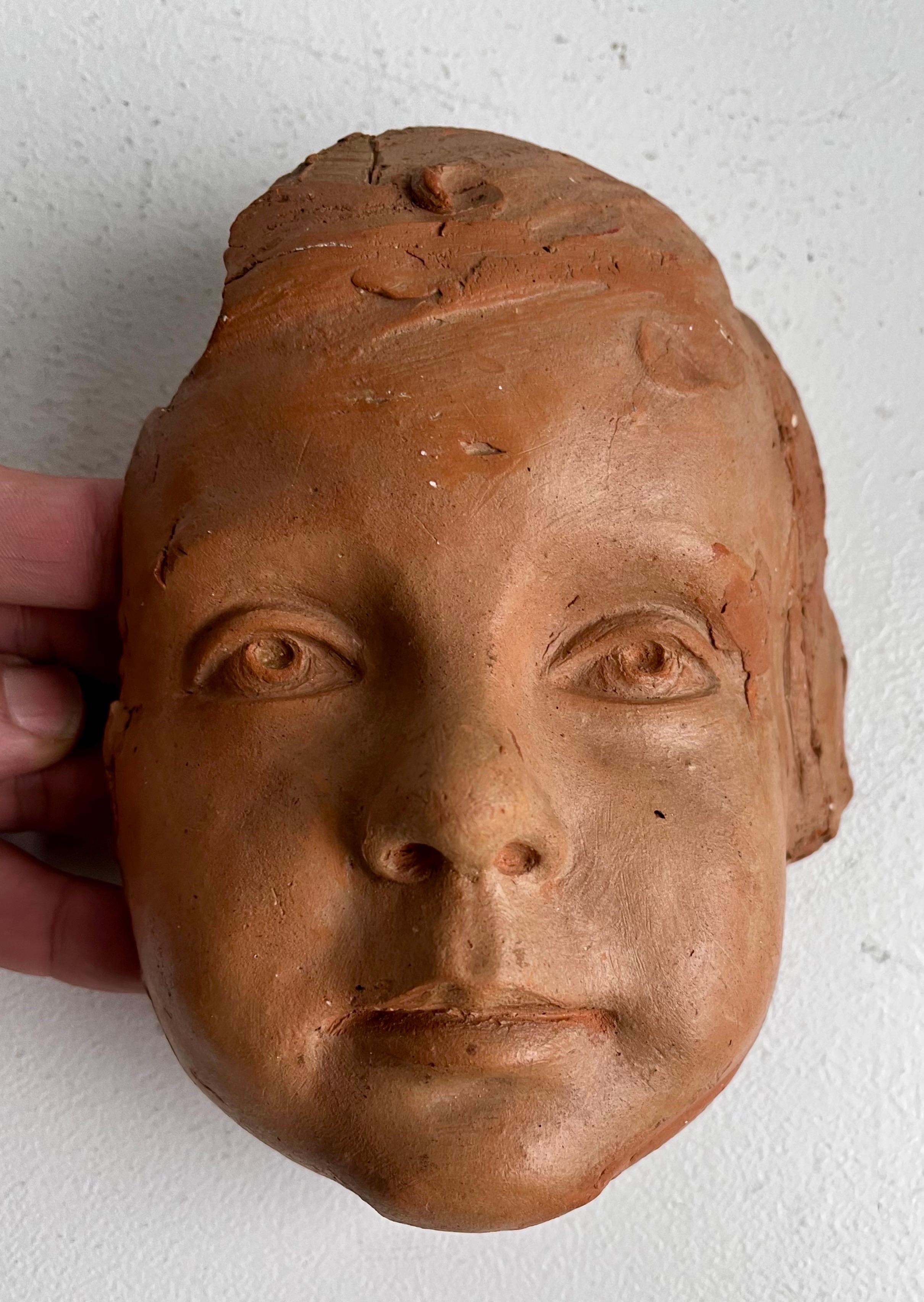 Moderno Scultura da parete con volto di bambino dell'artista Eugene Canneel, Belgio in vendita
