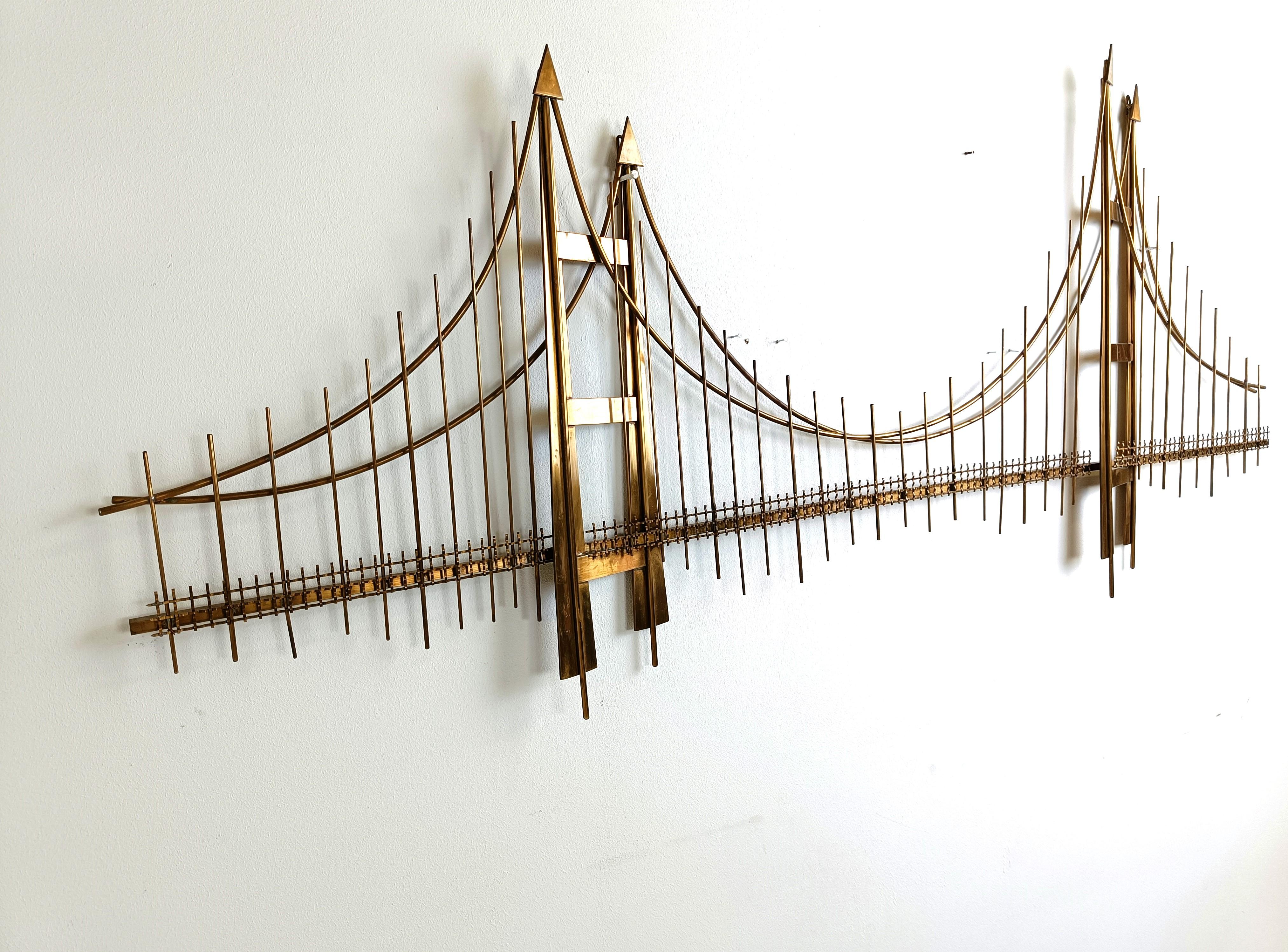 Wall sculpture of the Golden gate bridge, 1970s In Good Condition For Sale In HEVERLEE, BE