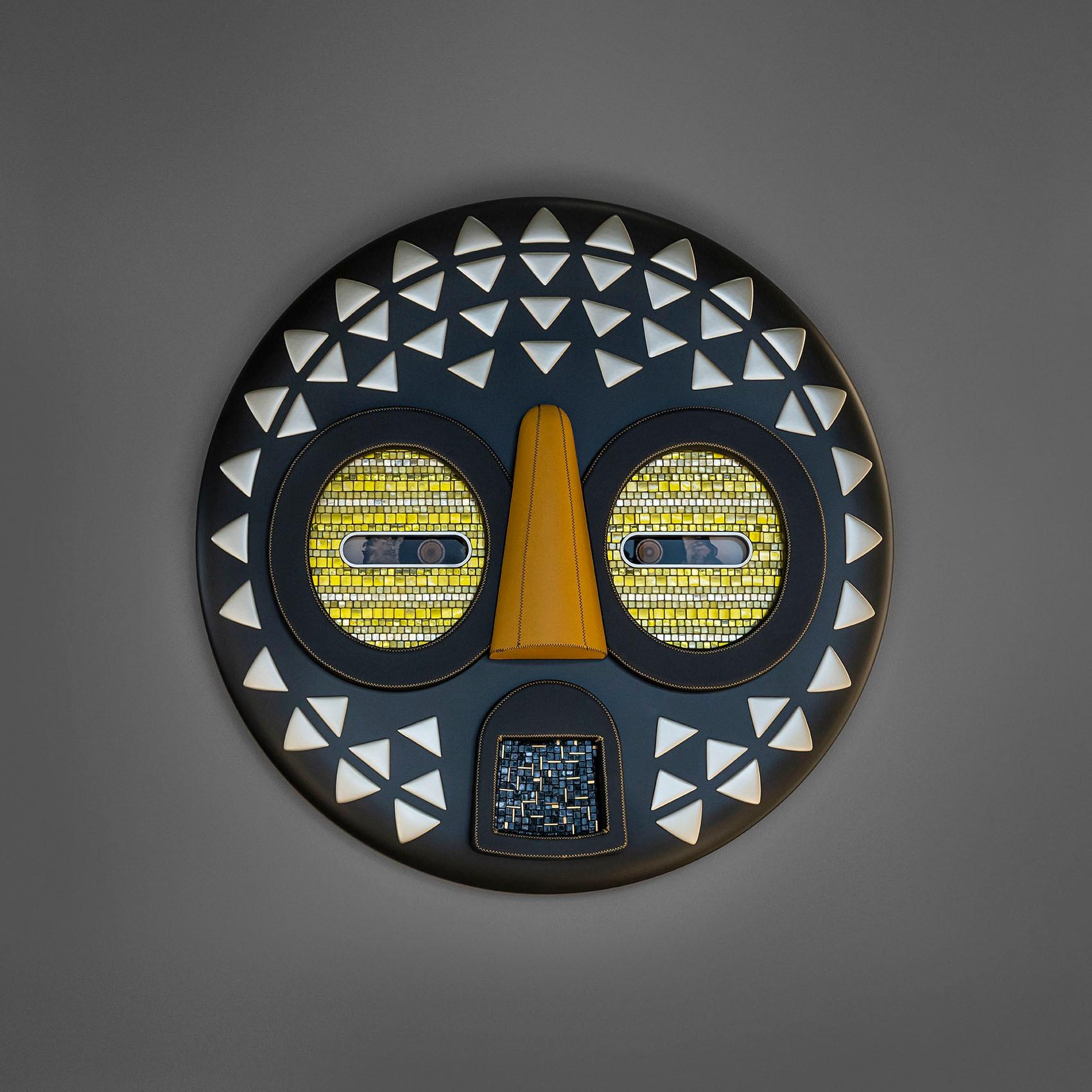 Wand-Skulptur aus Holz mit Holzrahmen und geschmücktem Mosaik-Leder, hinten beleuchtet mit Kunstglas aus Flüssigkeitenmetall (Italienisch) im Angebot