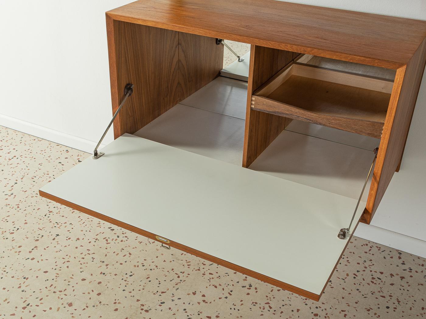 Wall Shelf with Bar Cabinet by Poul Cadovius, 1960s In Good Condition For Sale In Neuss, NW