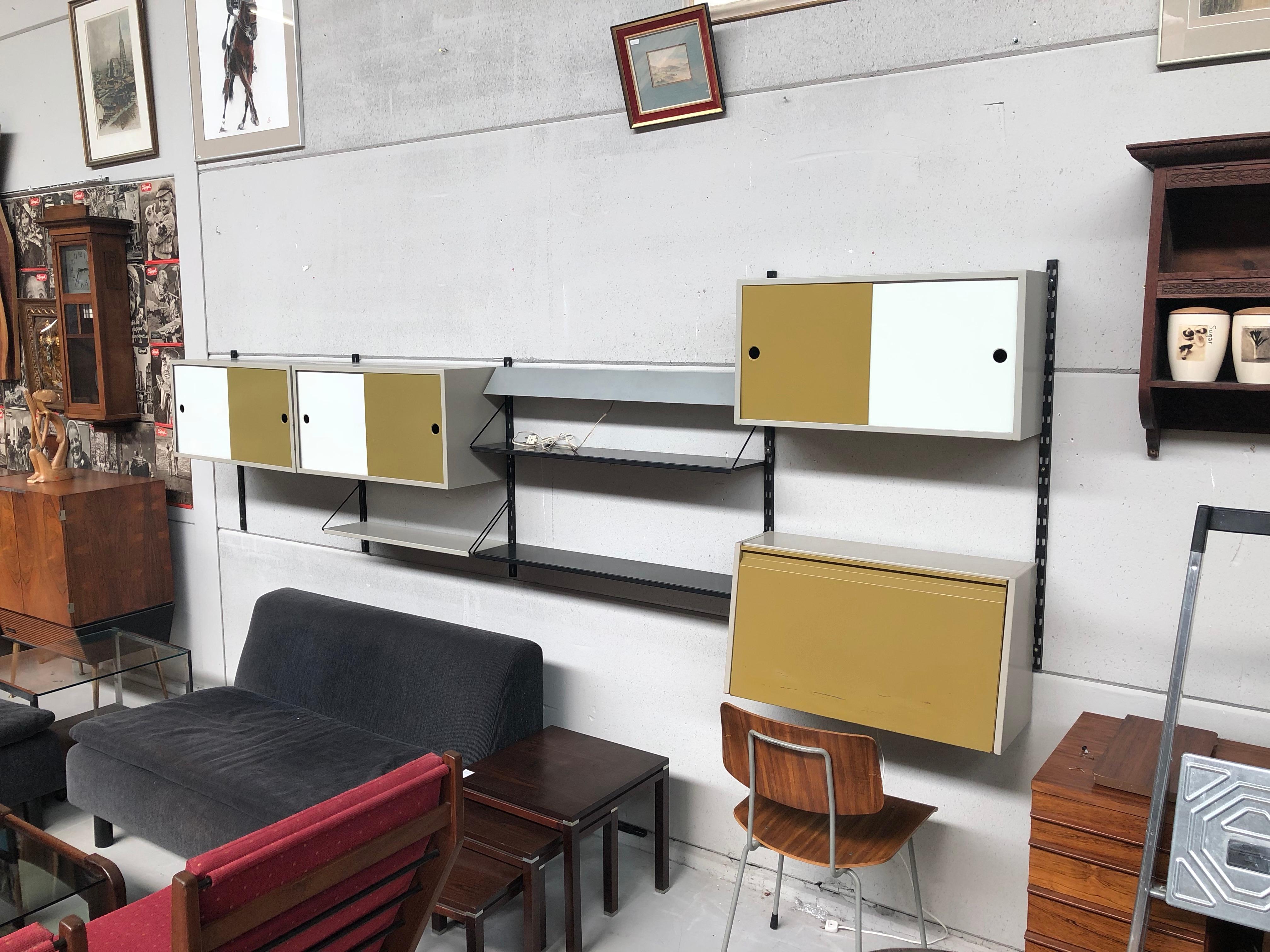 Wall System by Tjerk Reijenga for Pilastro, Netherlands -circa 1960 In Good Condition In Pijnacker, Zuid-Holland
