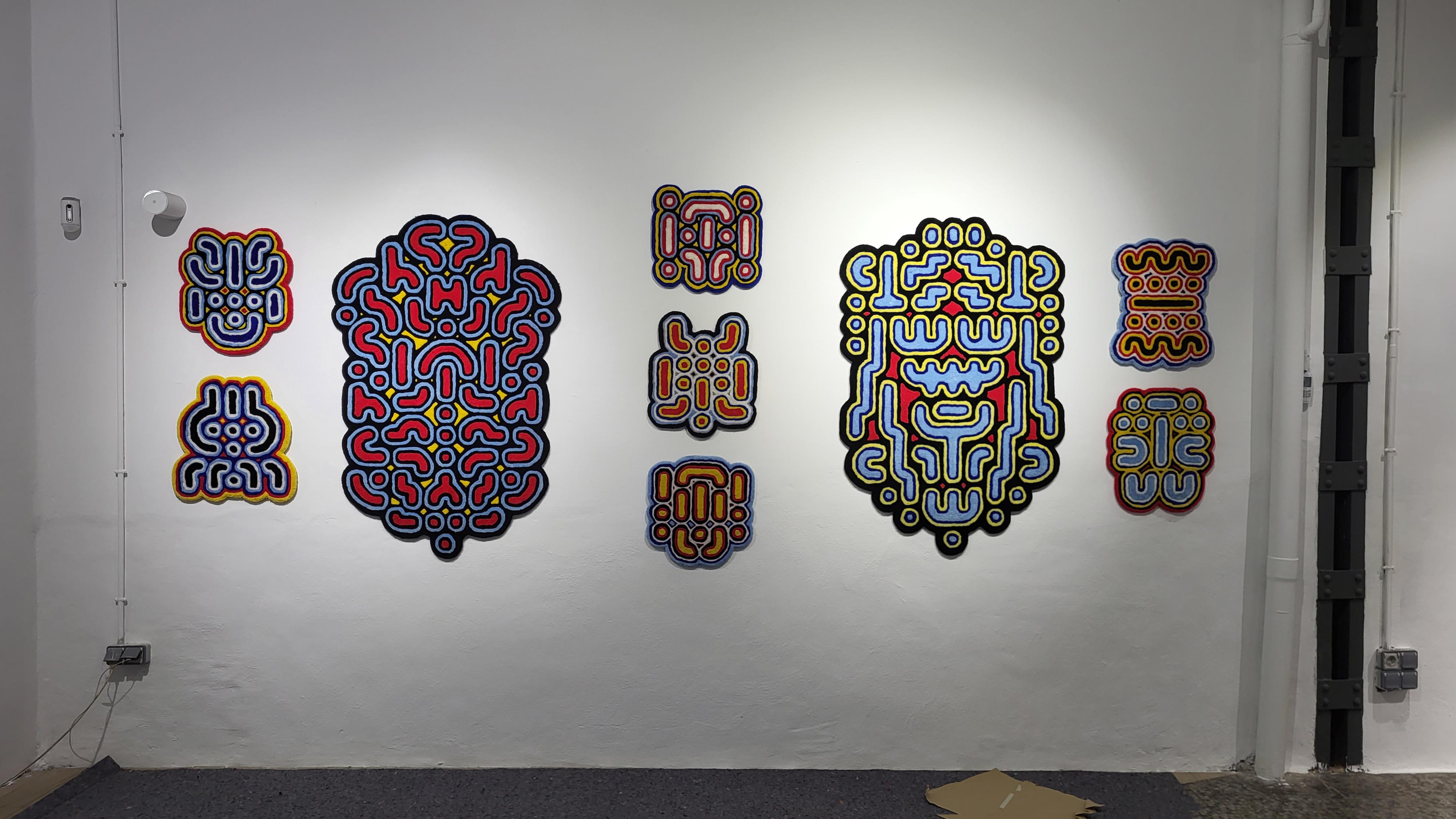 Tapisserie murale rouge primaire géométrique tribal Arcade Ecco 2 Las Animas Neuf - En vente à Seville, ES