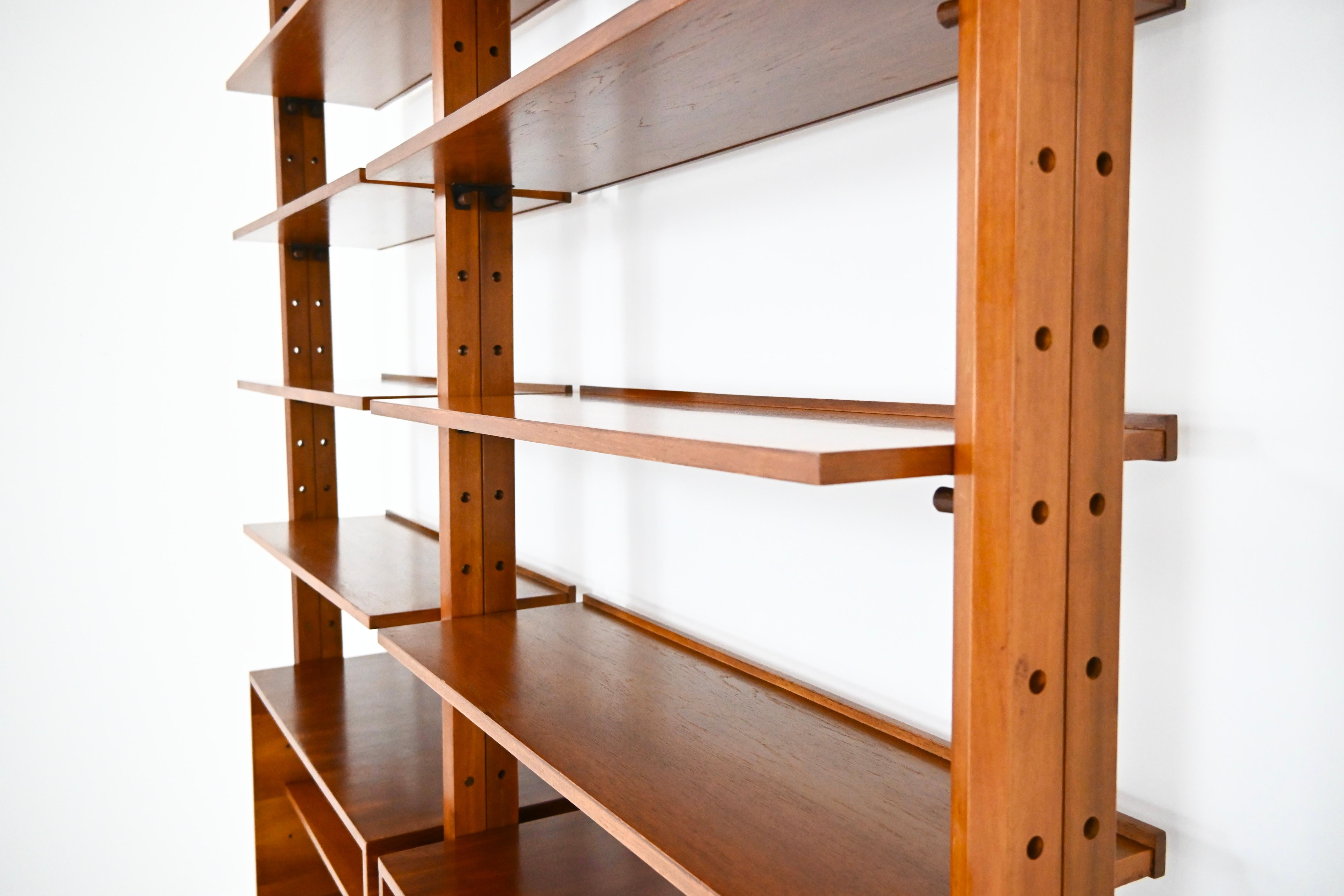 Wall Unit by Leonardo Fiori for Isa Bergamo, 1960s For Sale 1