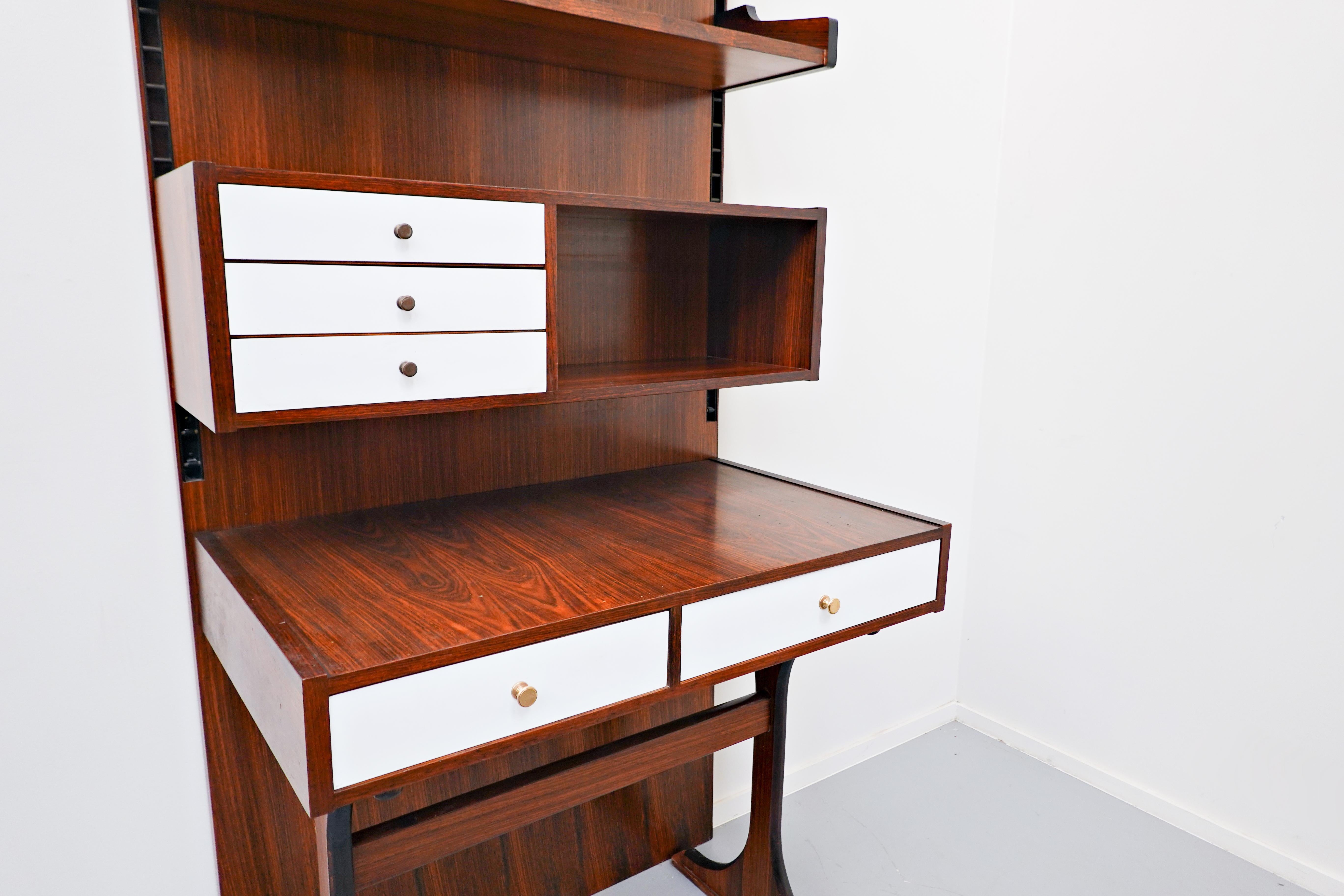 Mid-Century Modern Wall-Unit Desk Attributed to Sormani, Italy, 1960s In Good Condition In Brussels, BE