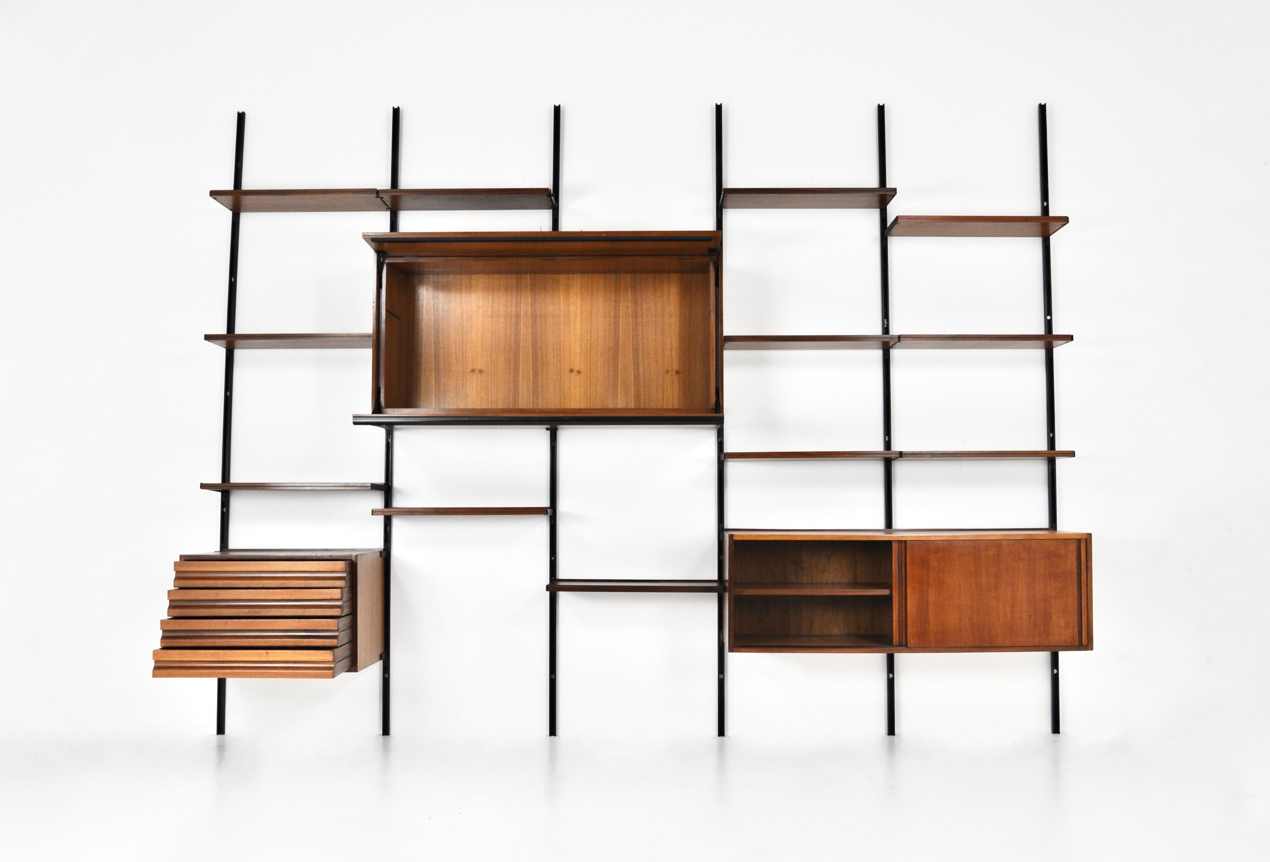 Wall unit E22 by Osvaldo Borsani for Tecno, 1950s In Good Condition In bruxelles, BE